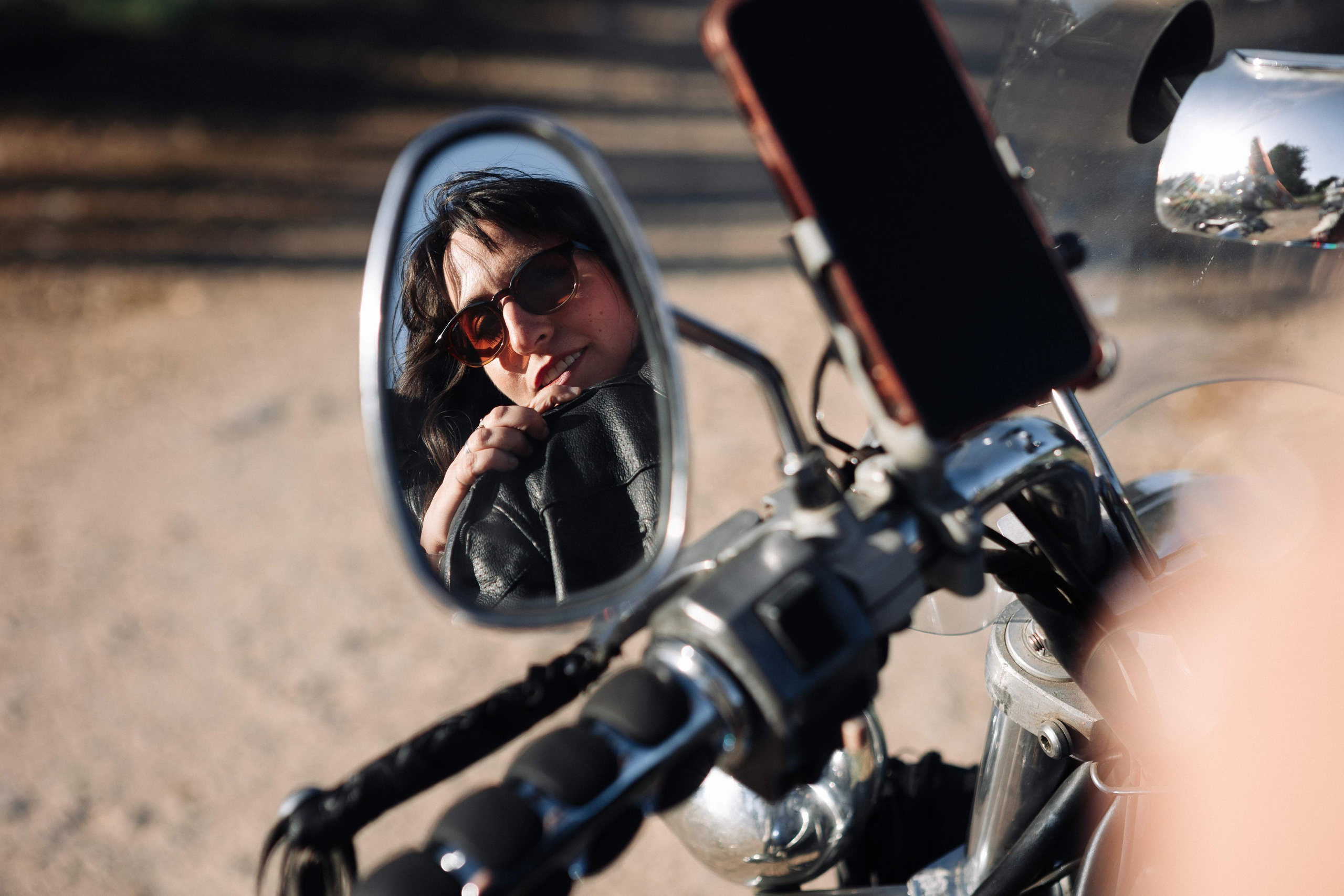 WEDDING PHOTOSHOOT WITH A MOTORCYCLE. PHOTOGRAPHER IN ISRAEL