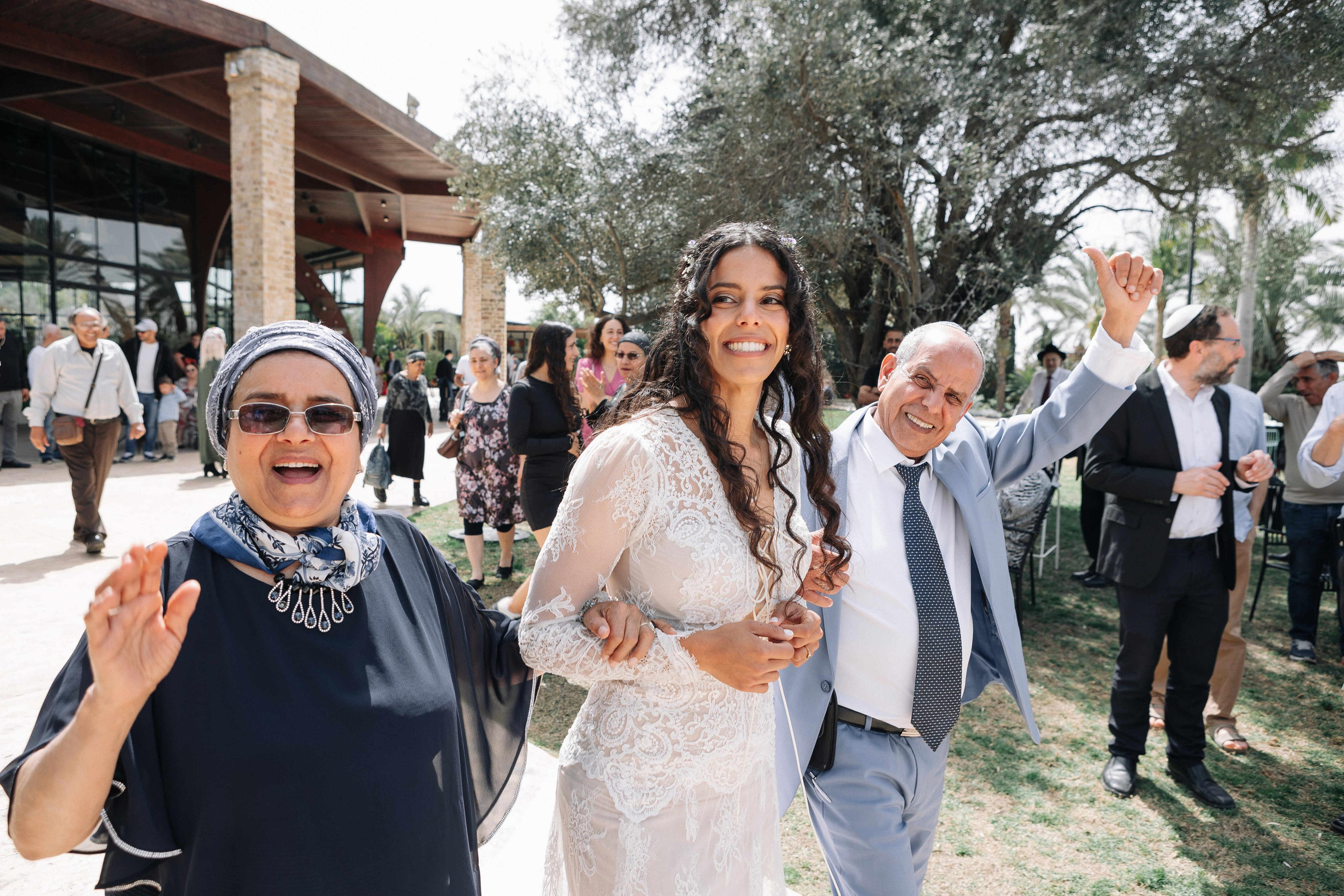 FRIDAY MORNING WEDDING. Https://shi-photo.com/