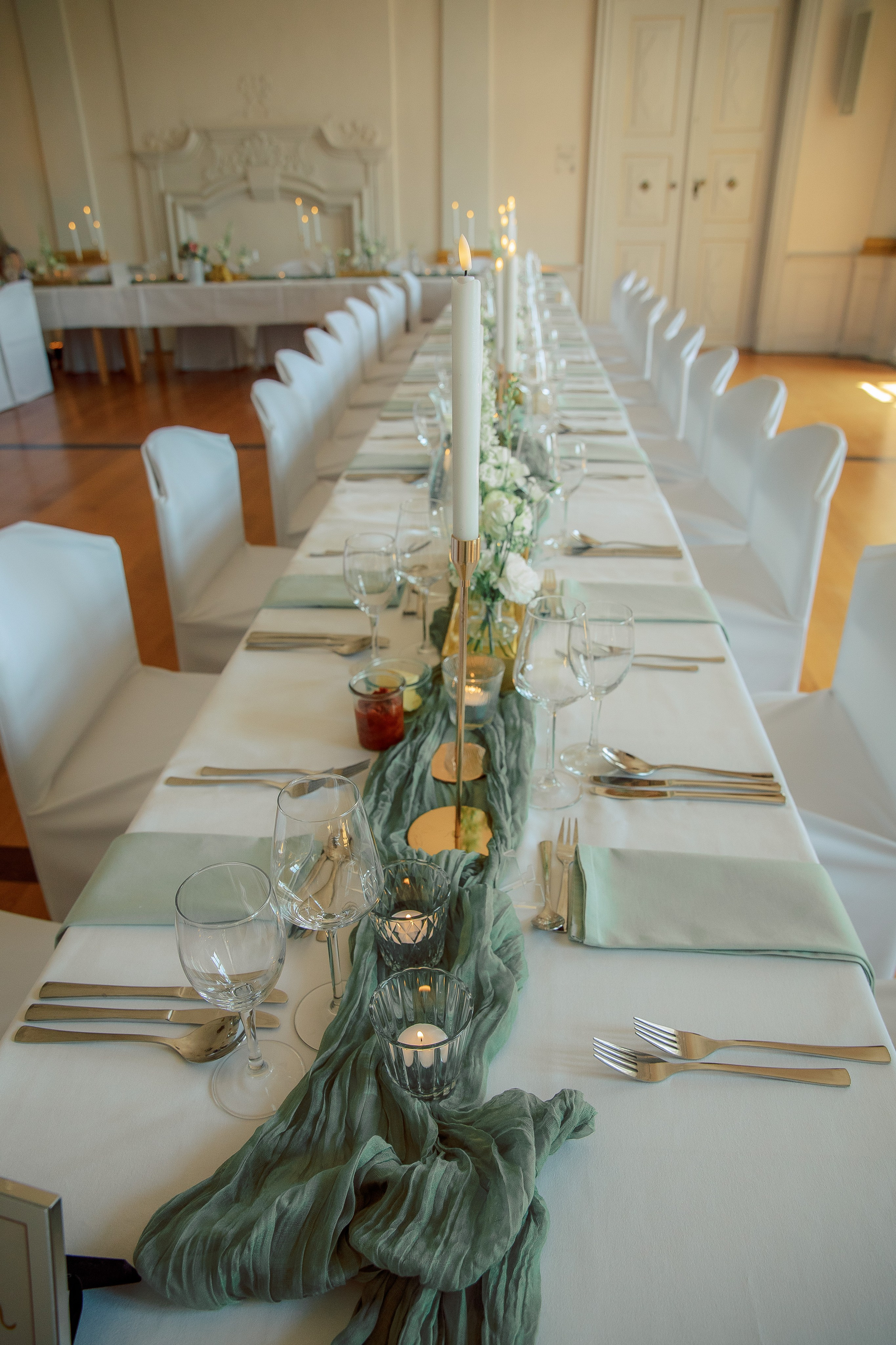 Hochzeit im Schloss Horneck. Fotograf für Hochzeits- und Familienfotos in Buchen (Odenwald) Mosbach