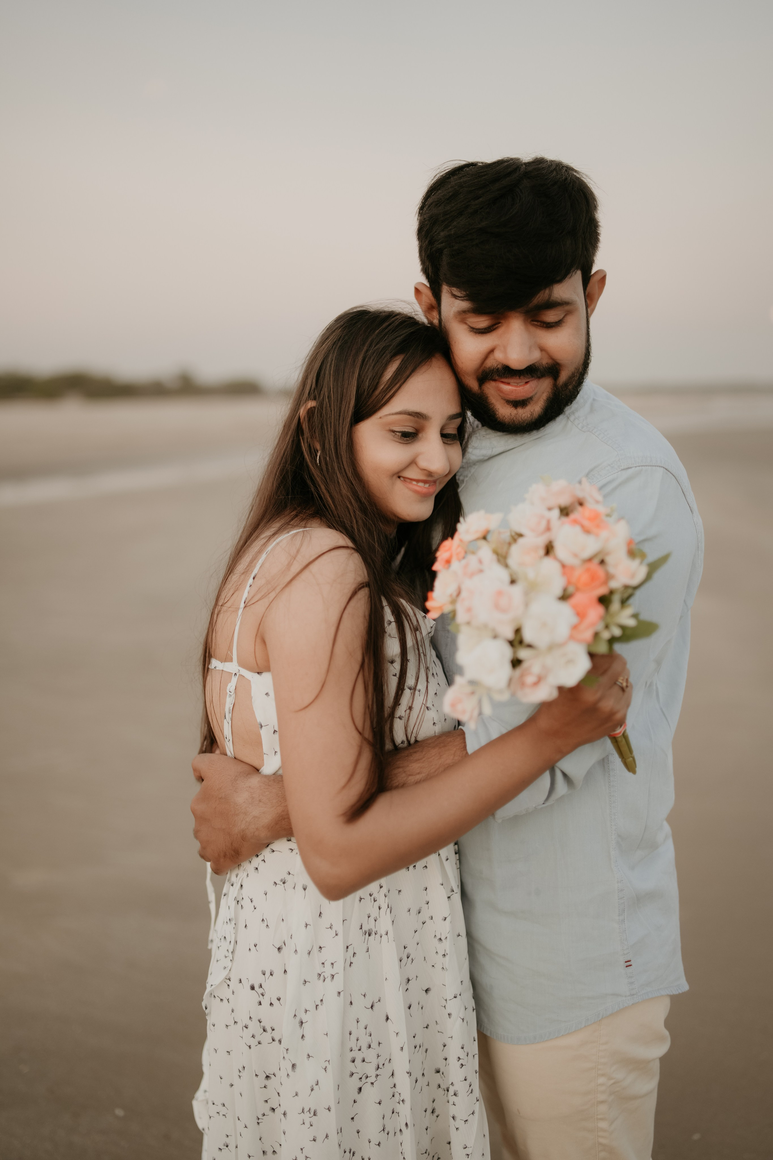 COUPLE SESSIONS. Love Emotions Weddings