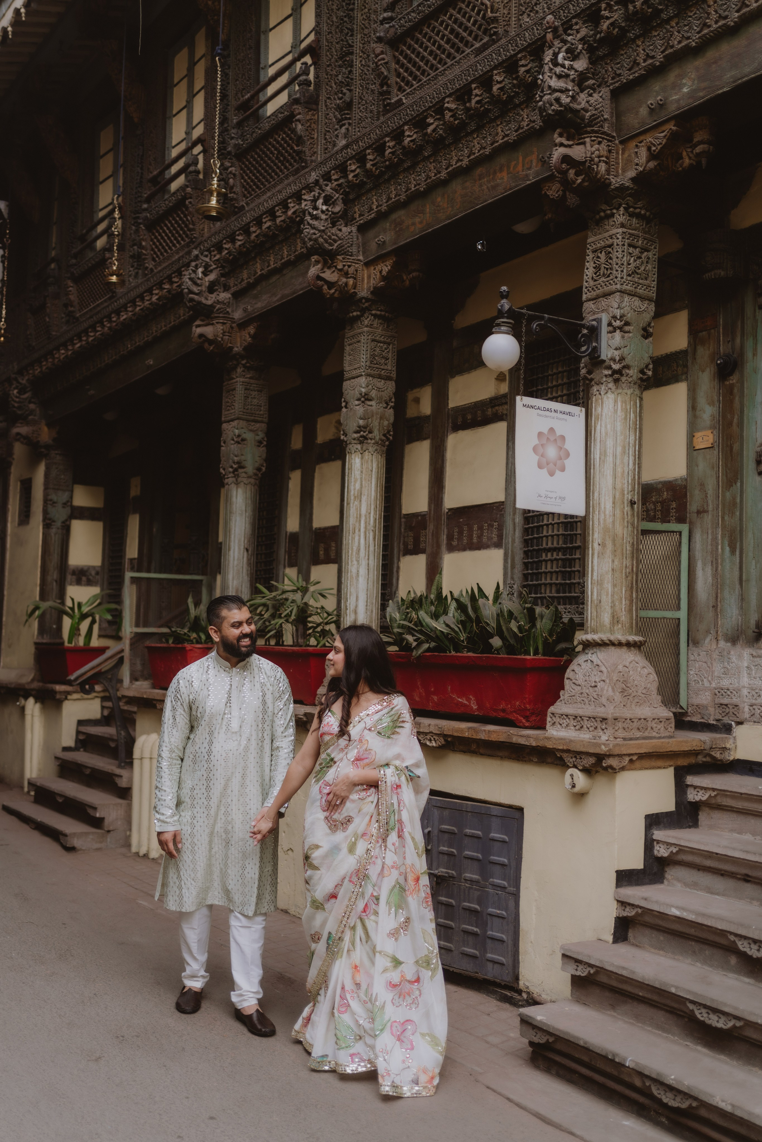 HARSHIT & KRISNA | PORTRAIT SESSION | 2026. Love Emotions Weddings