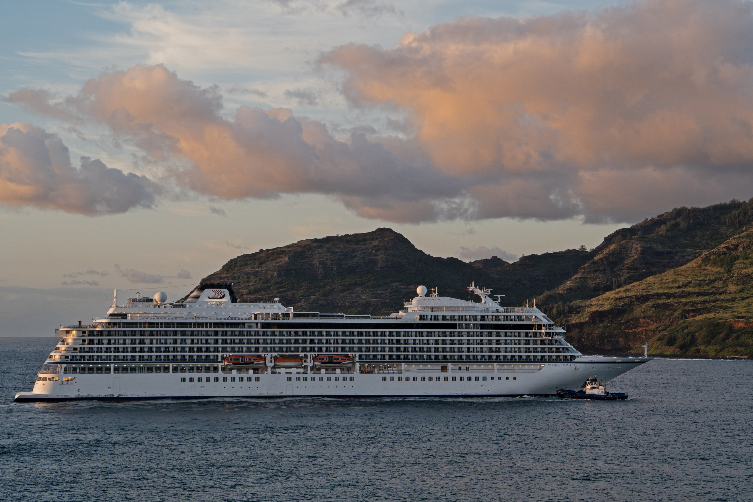 SHIPS. Awards winning photographer in Kauai, Hawaii