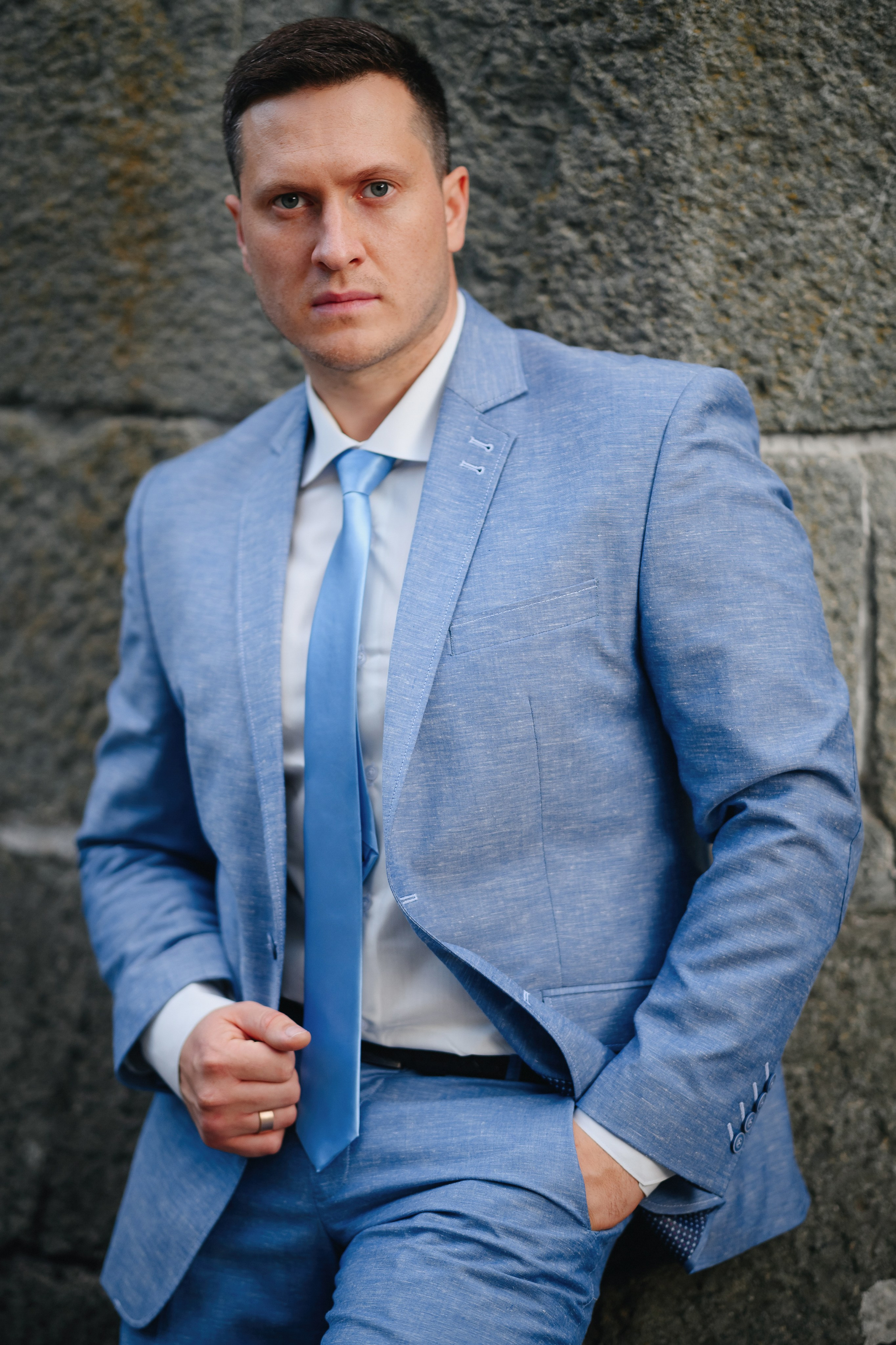 Dmitrii & Albina. Photographer Emil Nalbantov Professional photographer & retoucher