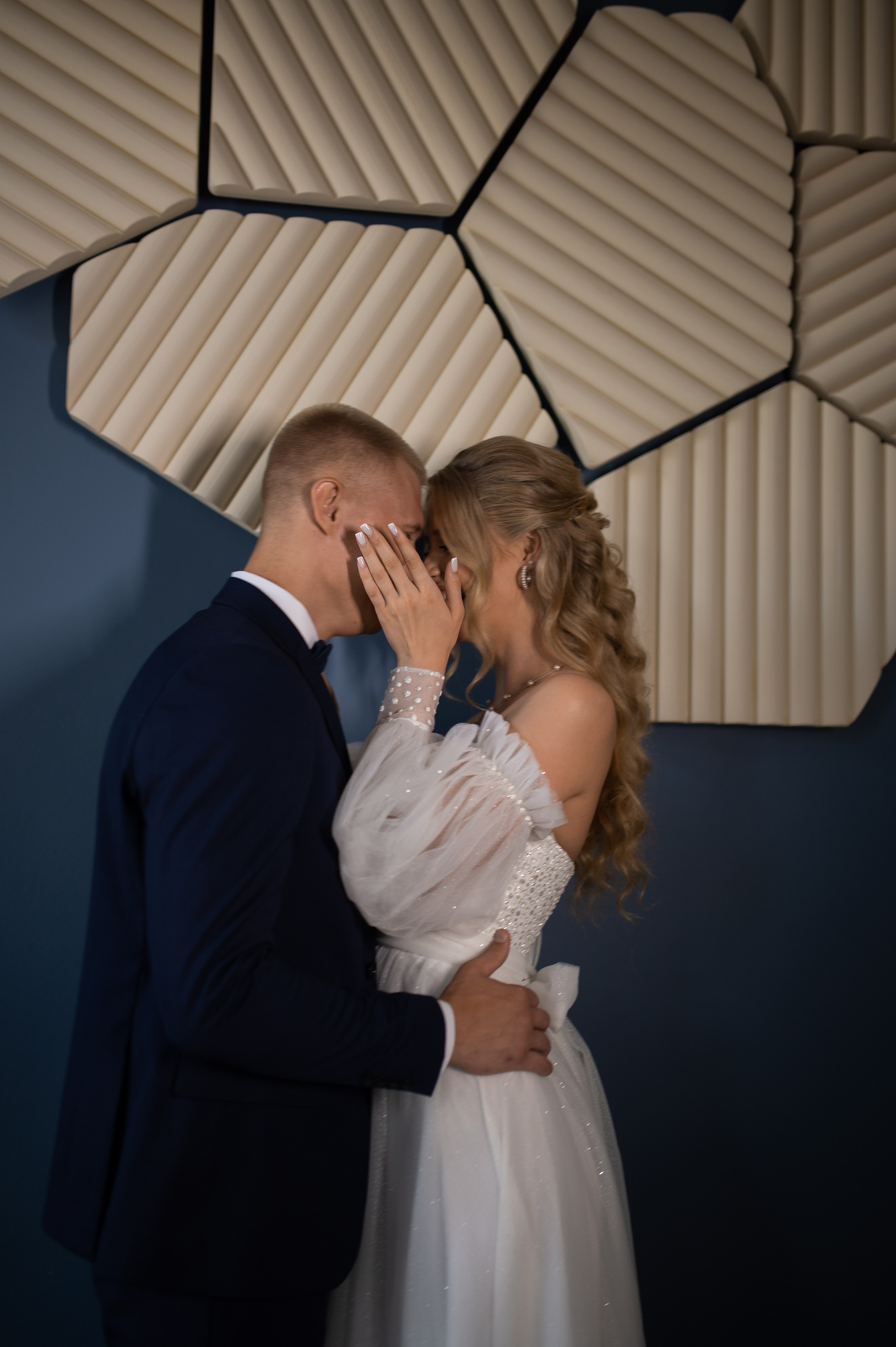 STOP! Wait a minute. Wedding and commercial photographer