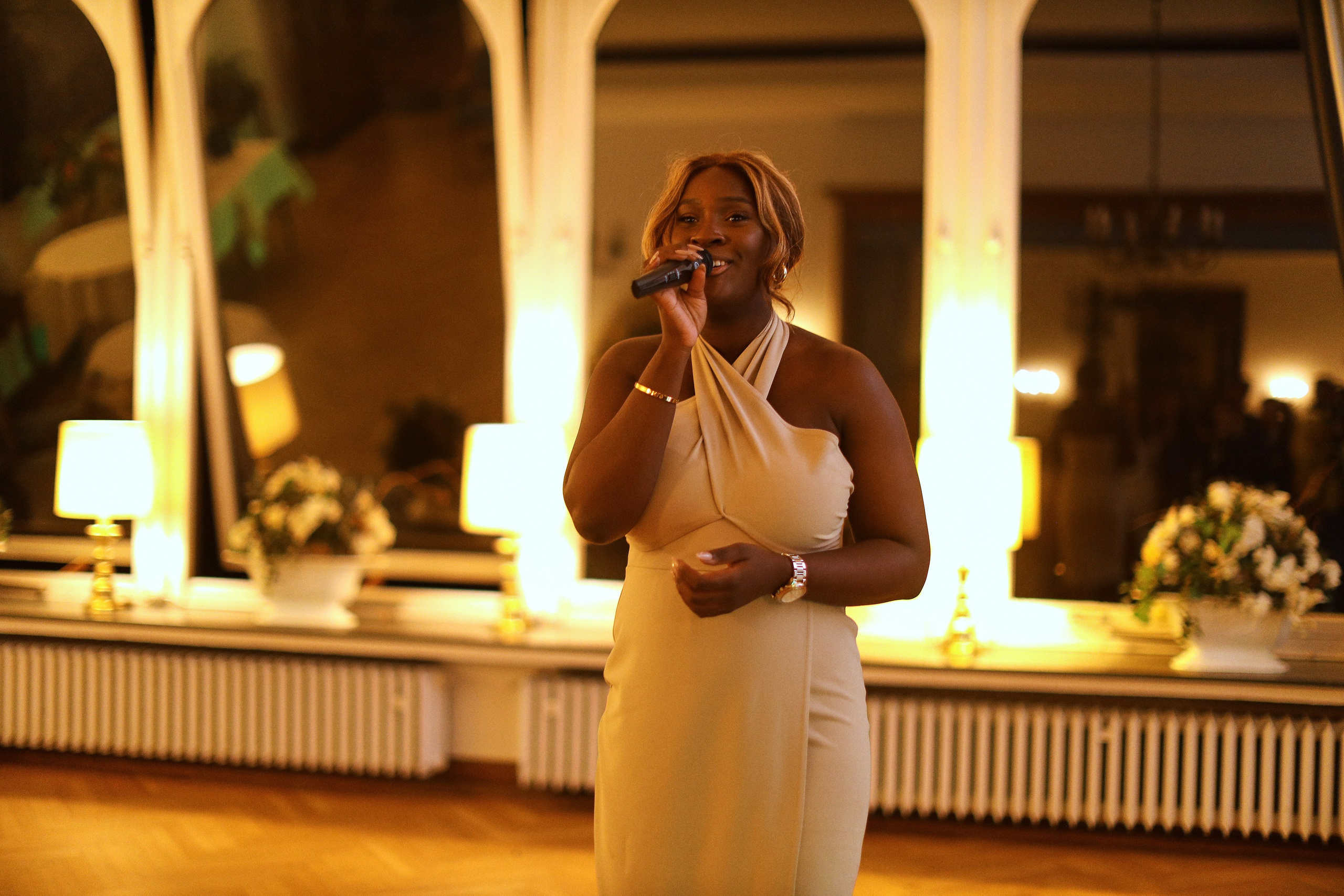 Hochzeitsfotos aus Düsseldorf. Hochzeitsfotograf und Hochzeitsvideograf aus Hamburg | Roka21Film