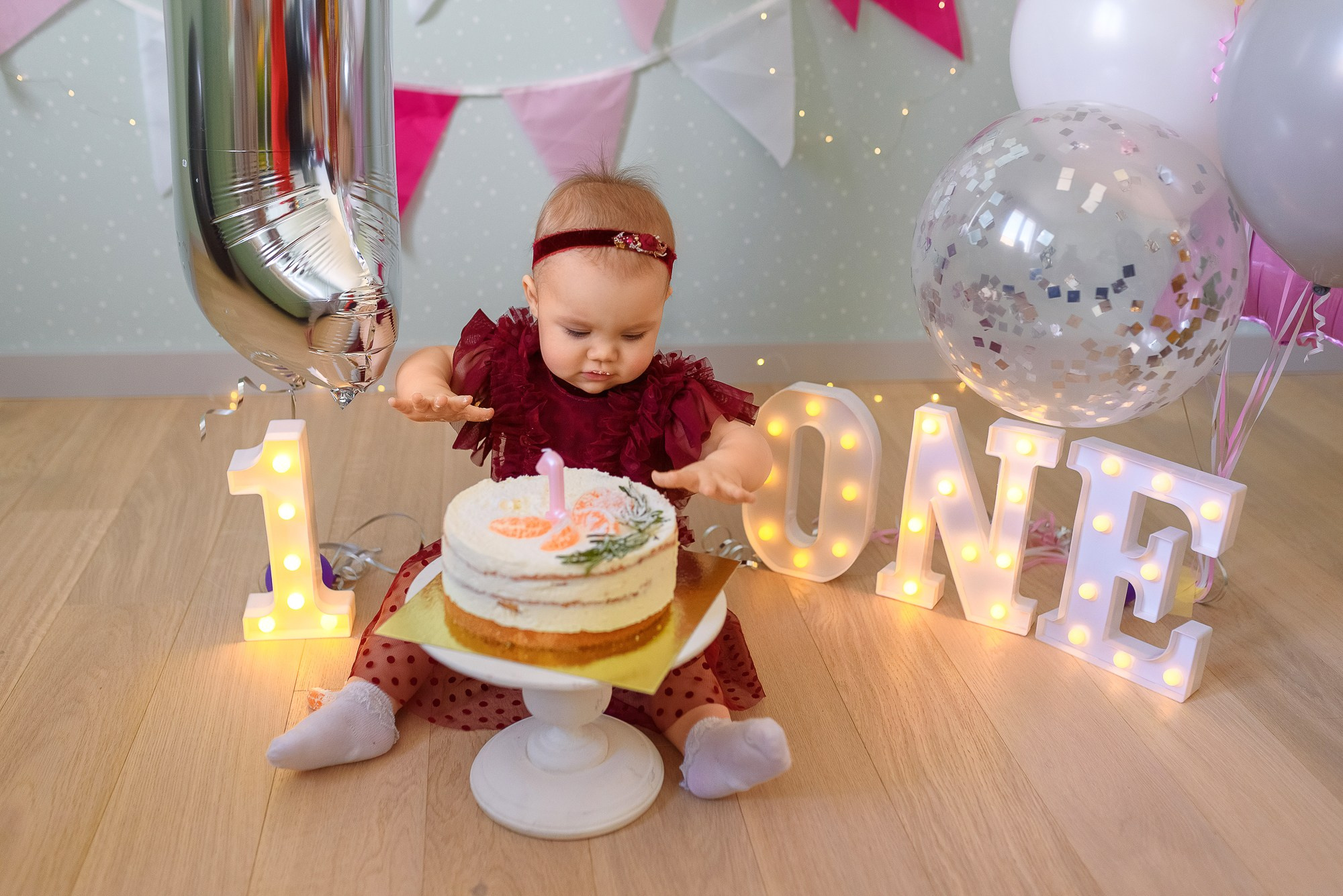 Годовасие. Семейный фотограф и фотограф новорожденных в Вильнюсе Ирина Беленкевич