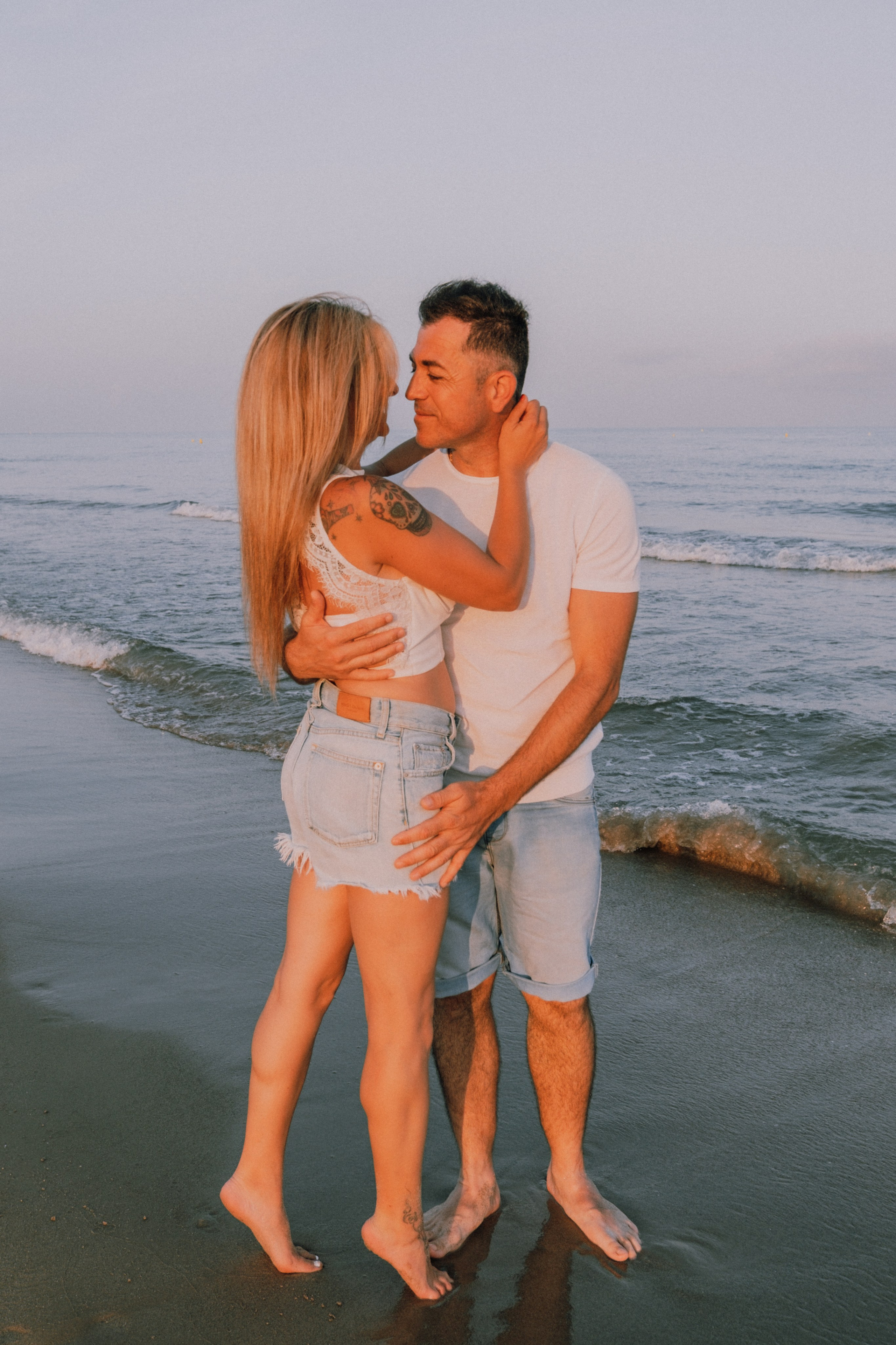 Sesión familiar en la playa. Fotografía profesional en Calafell - Elena Medvedeva