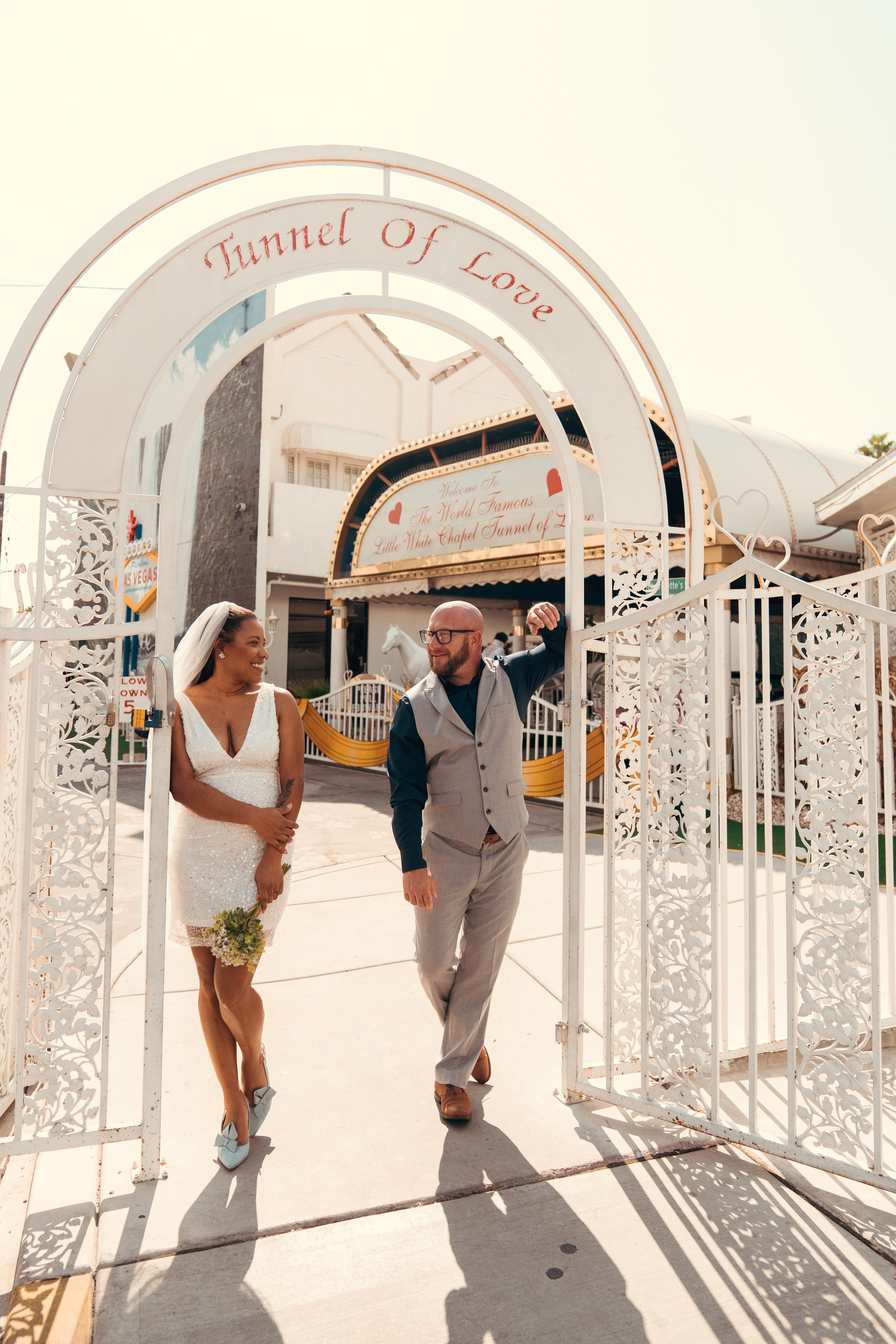 Josh&Christine. Wedding & elopement photographer Viktoriya Kravtsov. Las Vegas