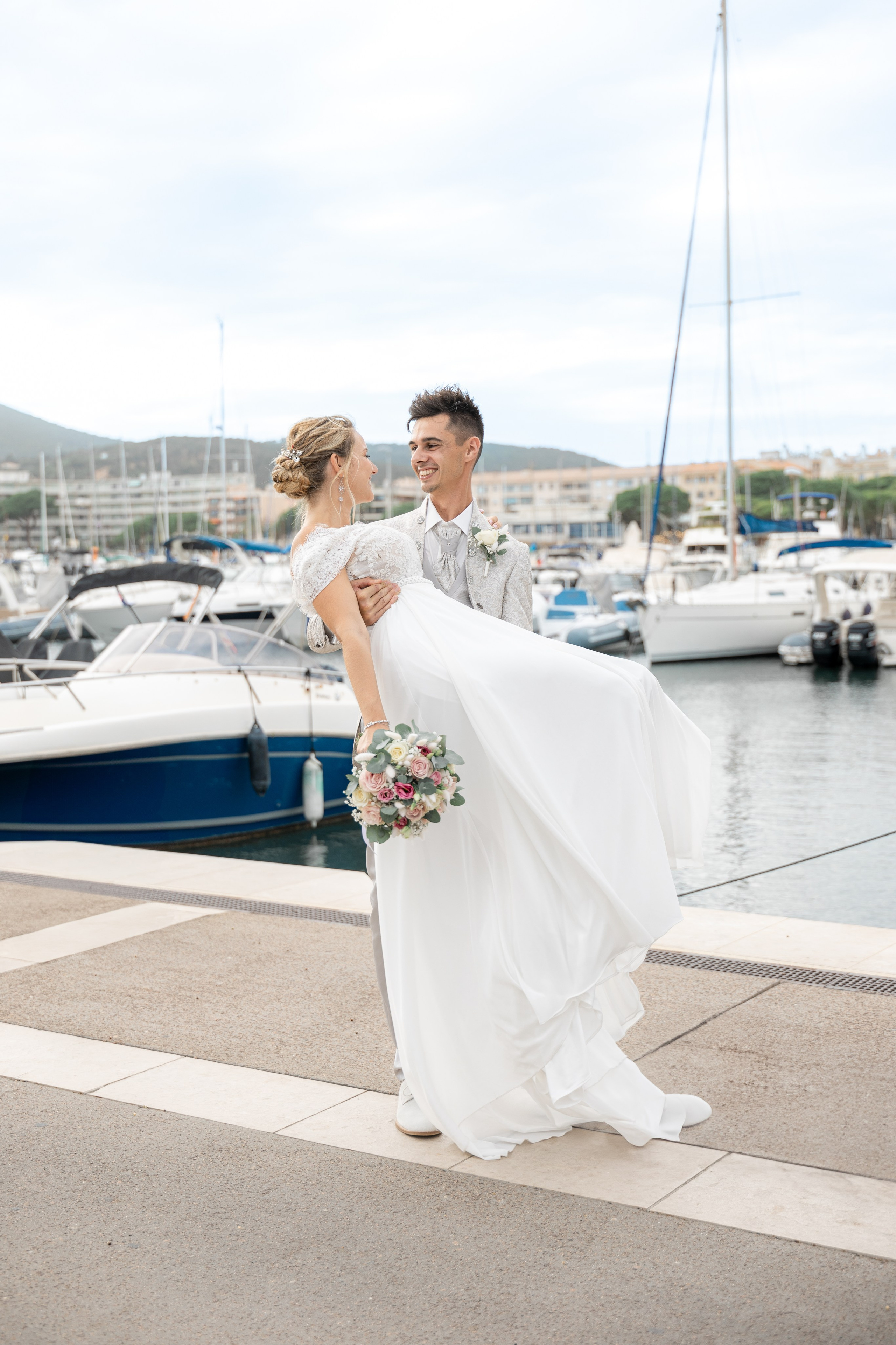 Julie & Aurélien. Wedding-Family photographer, South of France–Paris, Valentina Acrement