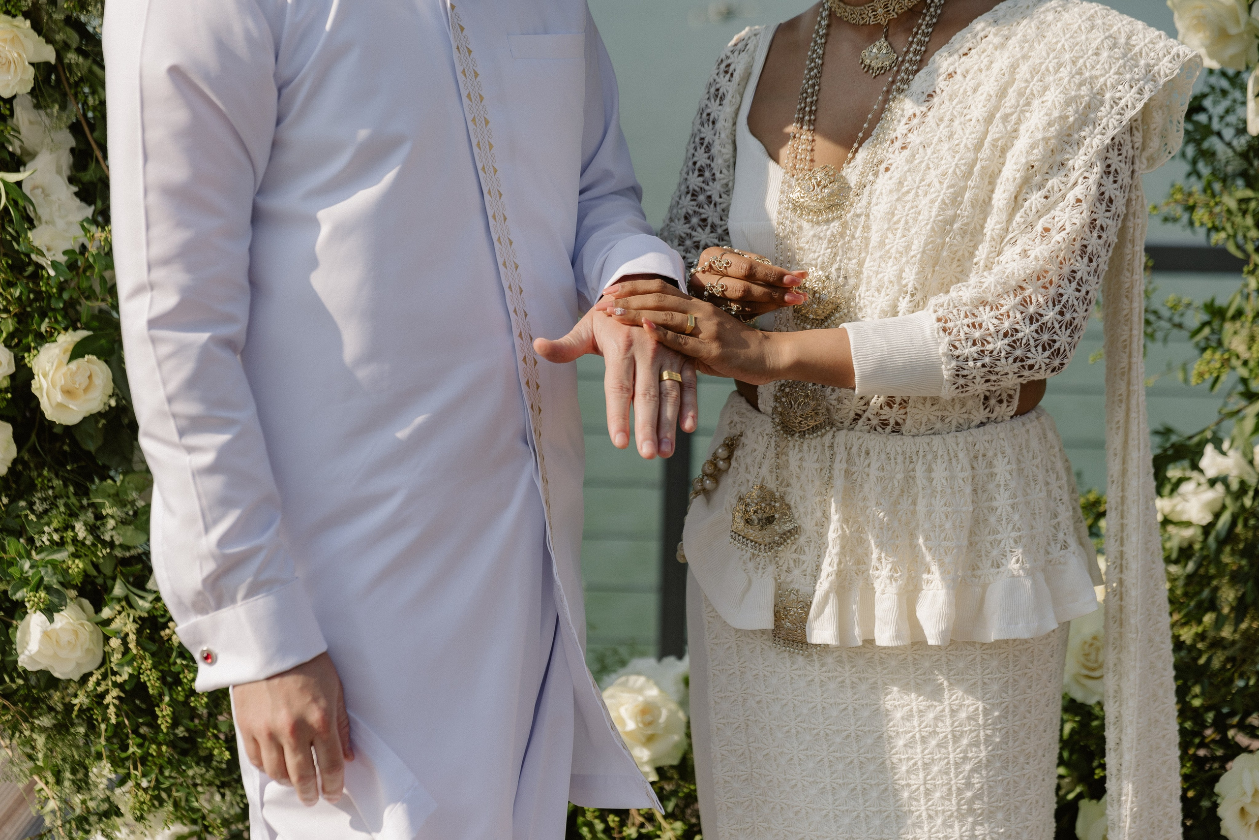 Thesakaya and Kevin. Photographer Anna Nazarenko