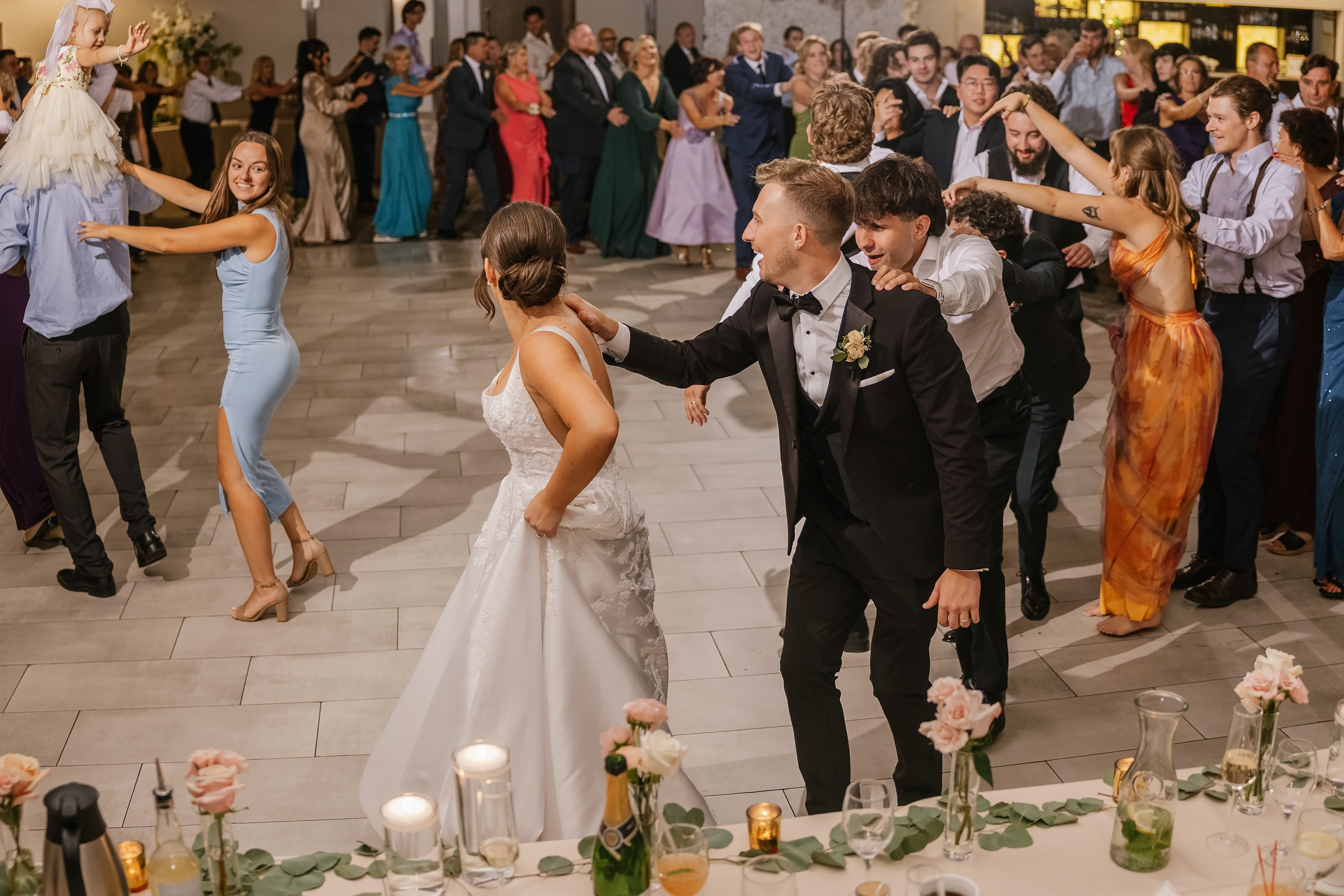 09.06.2025 Wedding. Wedding family event photographer in Chicago Nick Yushevich