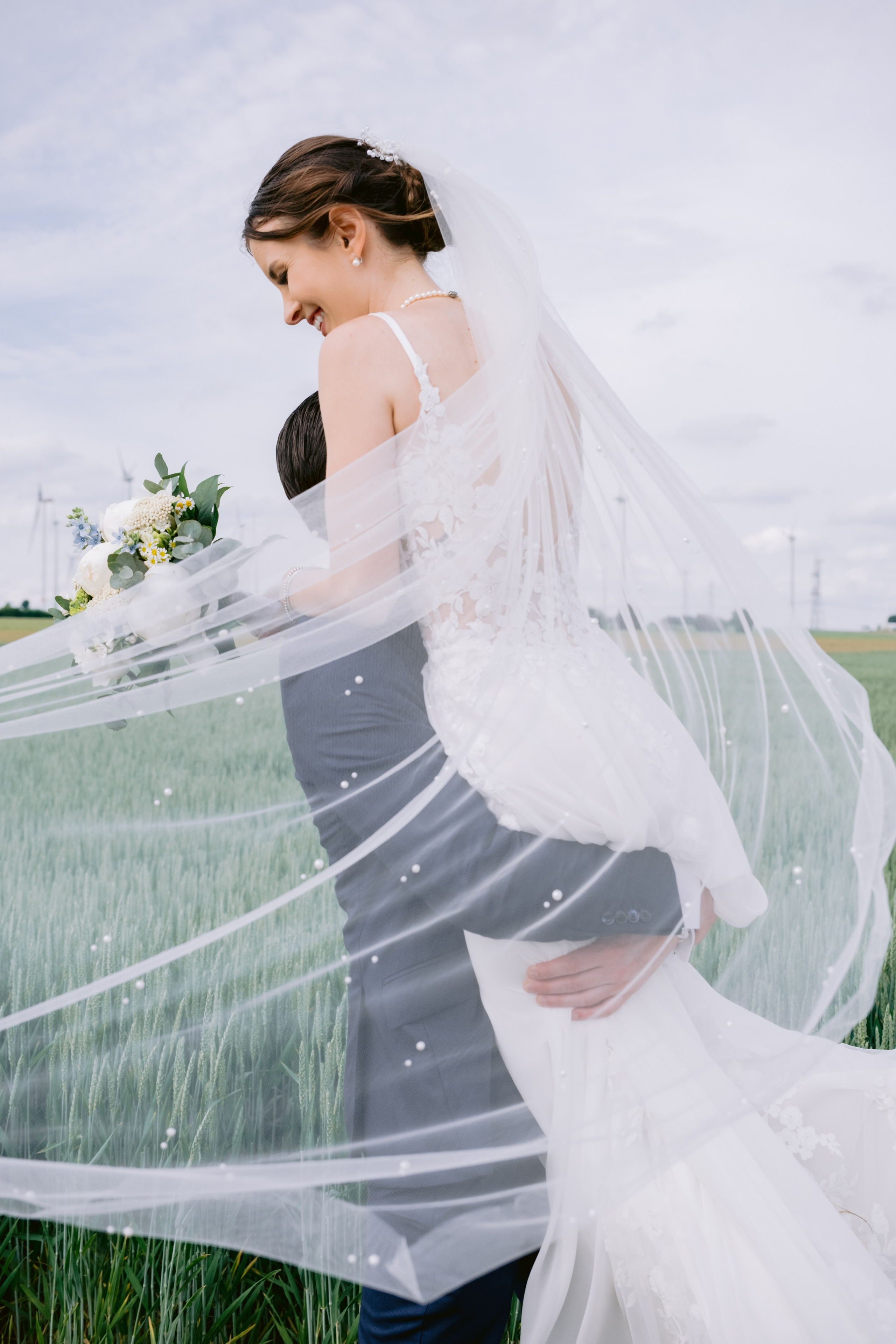 Artjom and Alex. Wedding photography — EMU Photos