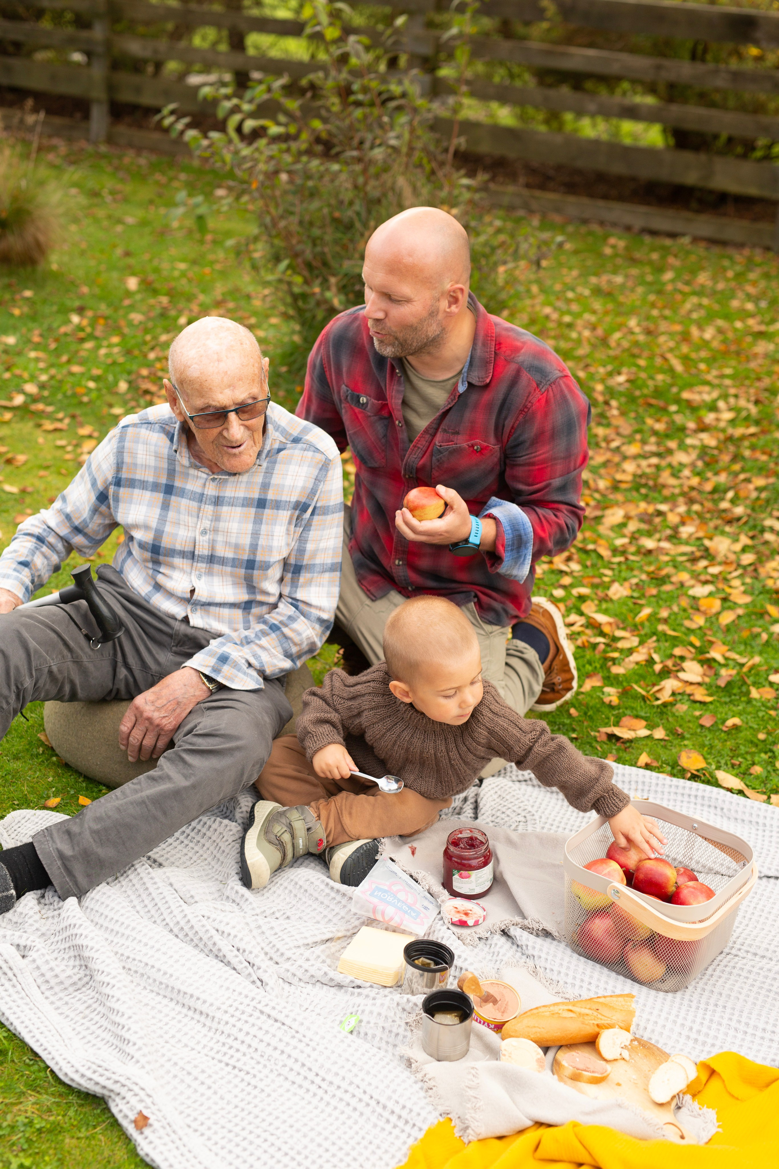 Piknick. Family and real state photographer in Haugesund Dina Vikra
