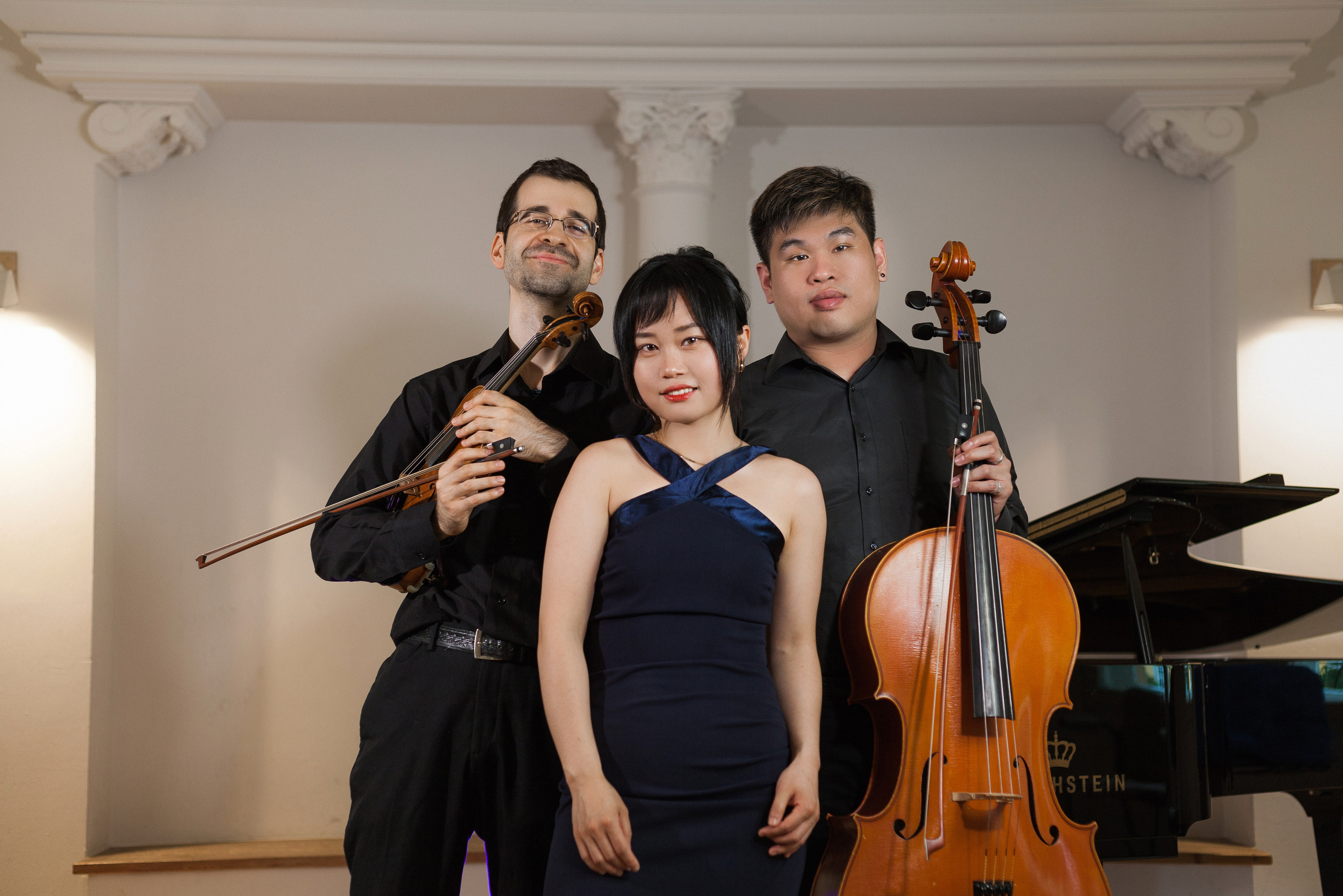 Trio. Nadia Sarycheva Fotografin in Deutschland