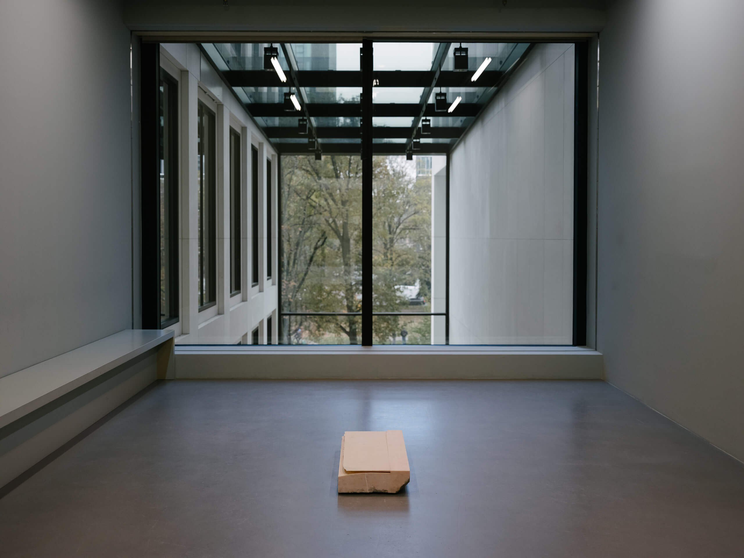 MMK T. Photographer Viktor Nikishov