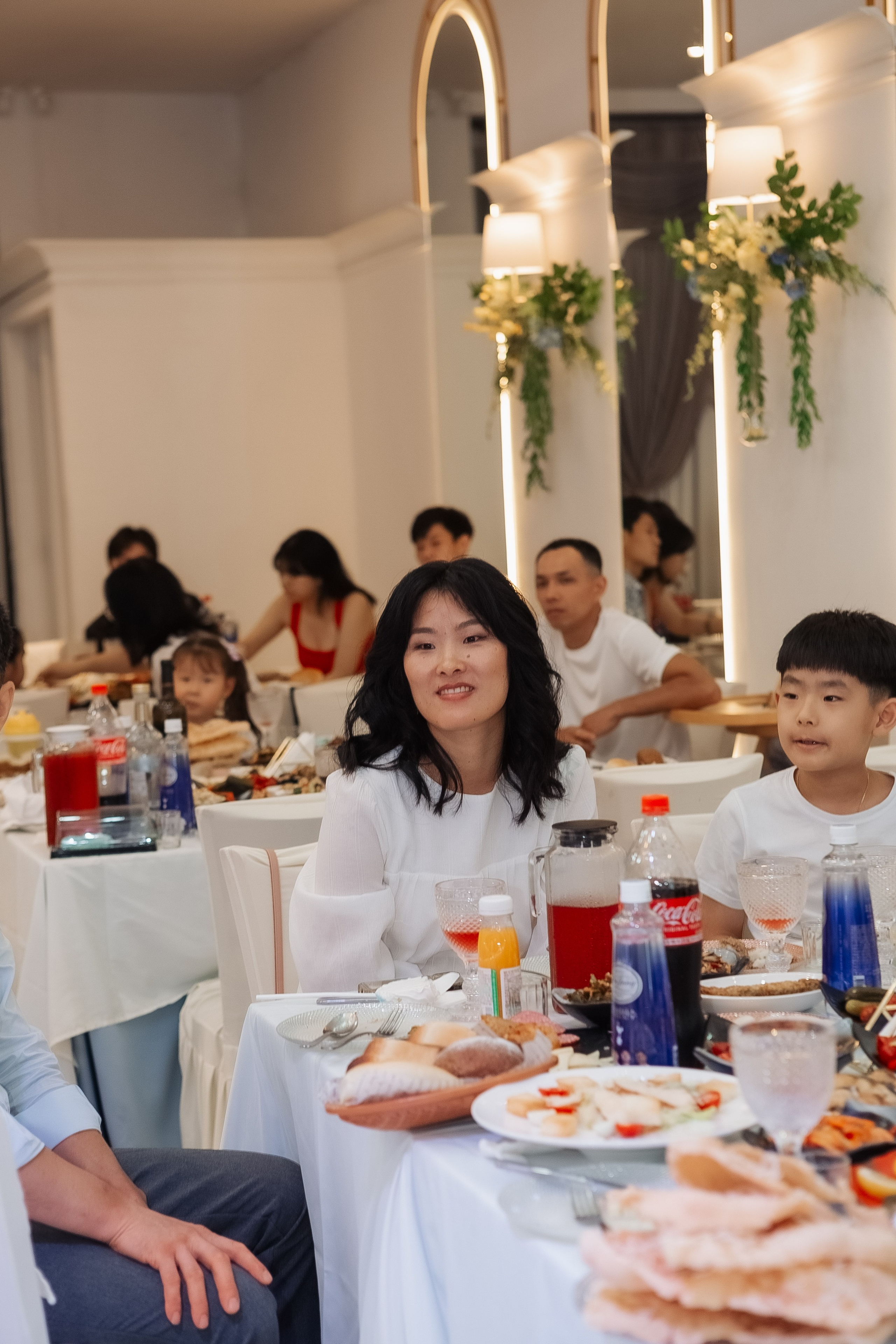 Тео дома и в ресторане. Фотограф беременности, ньюборн и годовасиков в Корее Жанна Хан