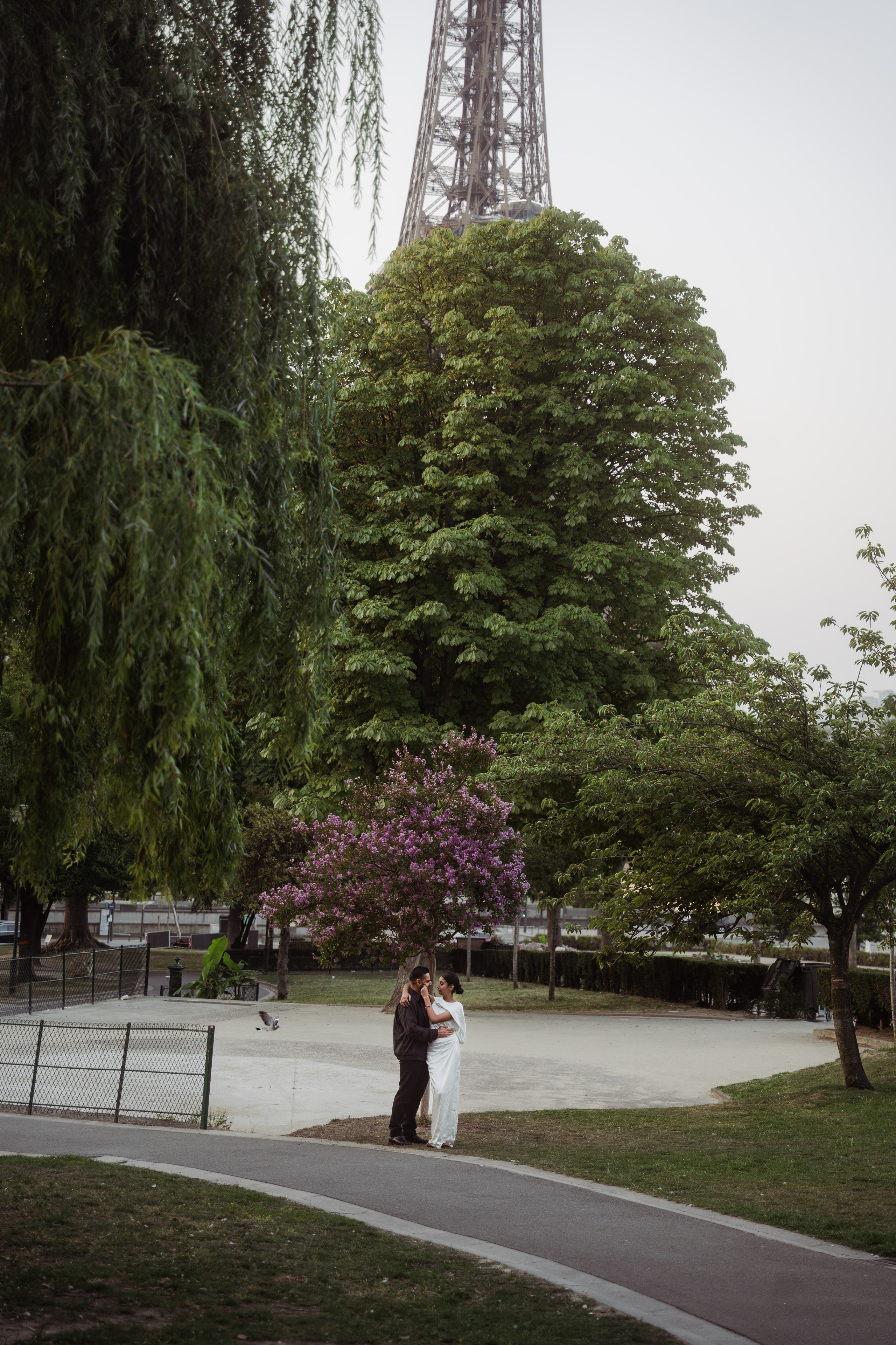 Guneet & Sukhy in Paris. Paris photographer — Polina Osipova