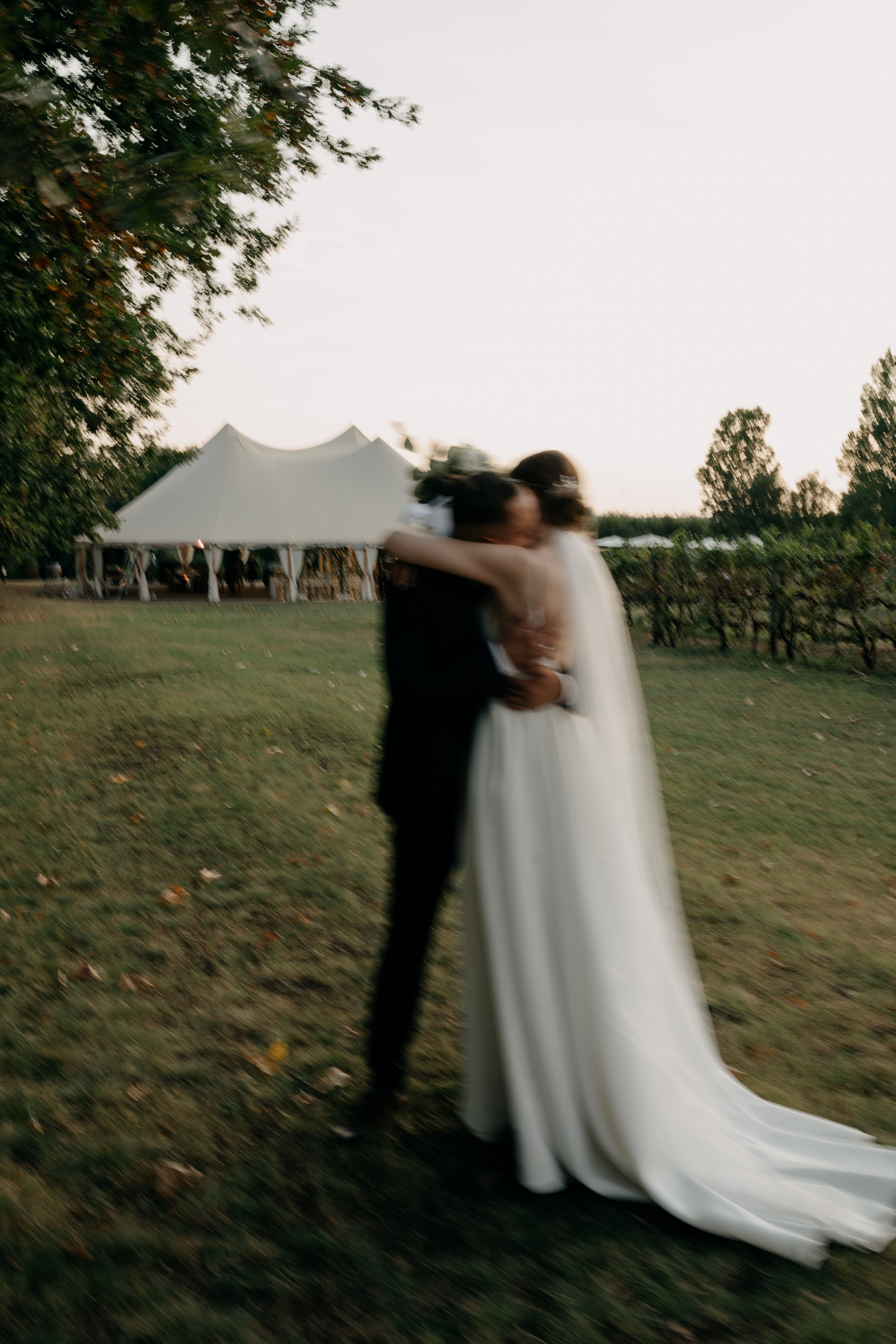 Vivi + Gábor. Csilla visuals