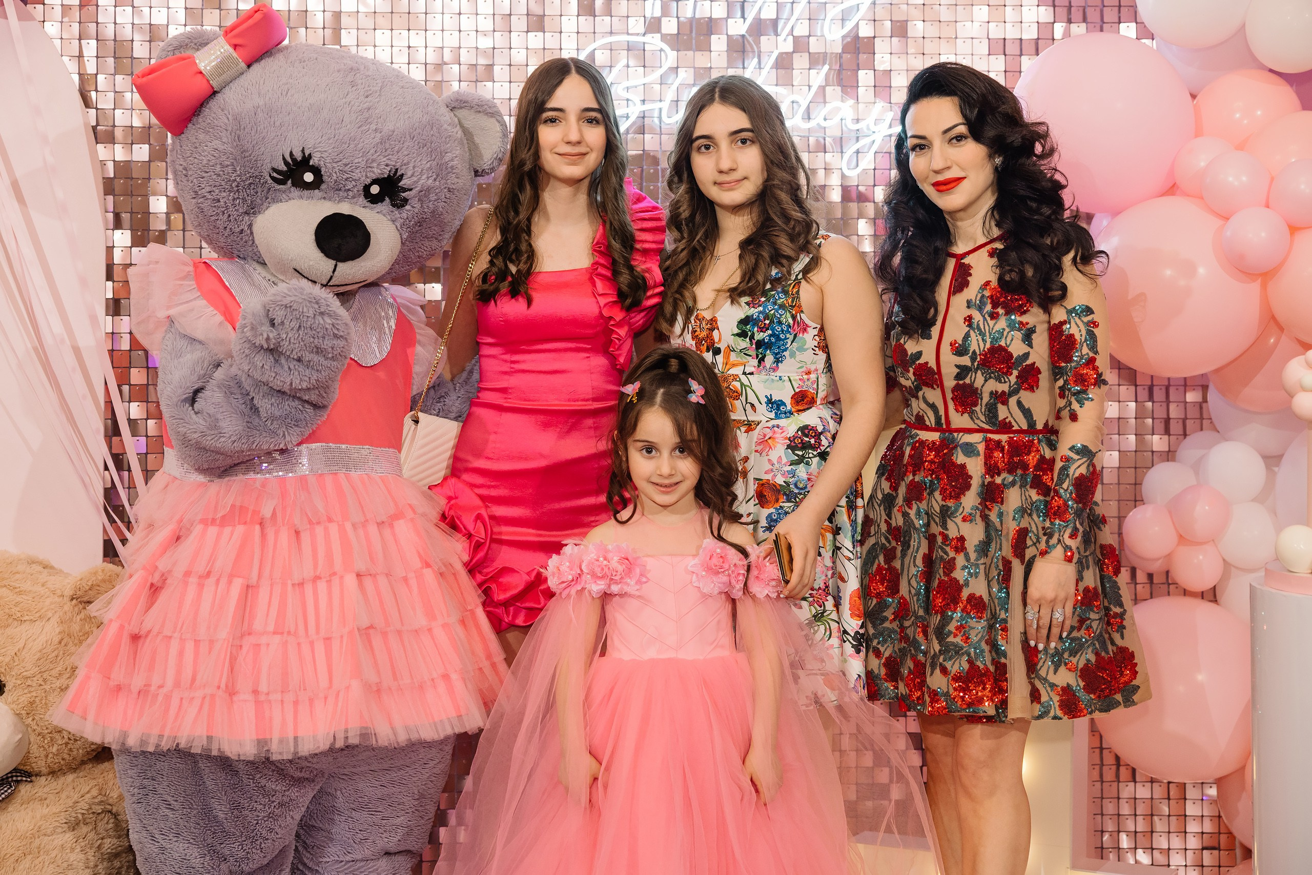 04.13.2025 First birthday. Wedding family event photographer in Chicago Nick Yushevich