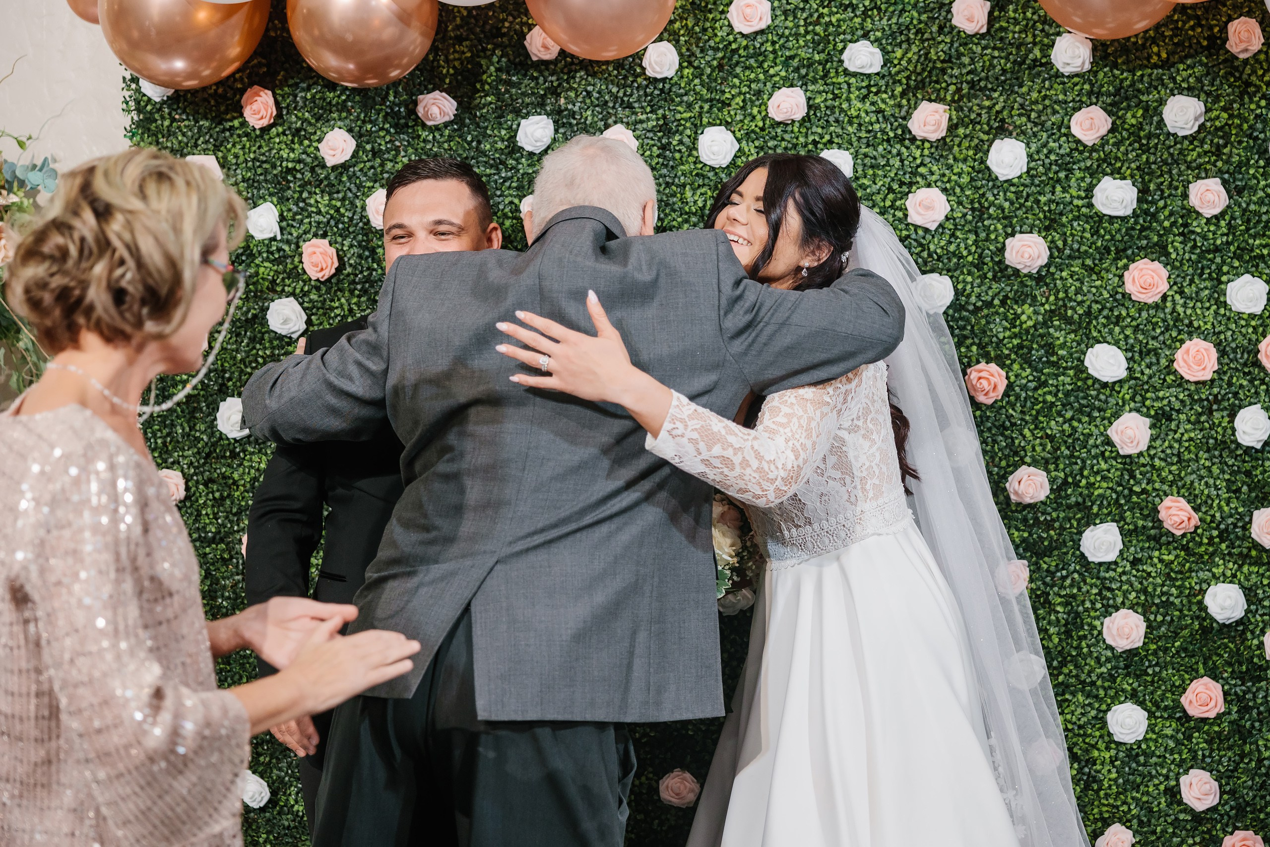 31.08.2024 Wedding. Wedding family event photographer in Chicago Nick Yushevich