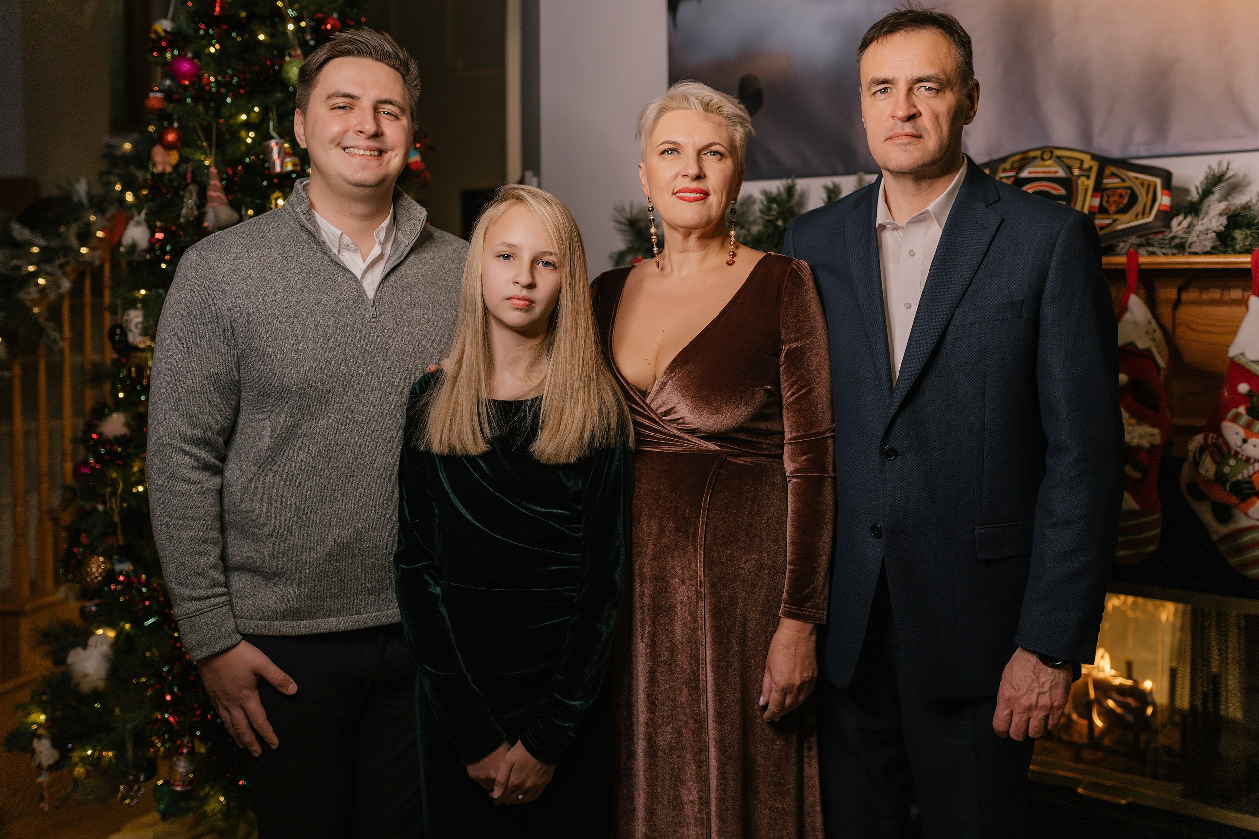 12.07.2025 Christmas Photoshoot. Wedding family event photographer in Chicago Nick Yushevich