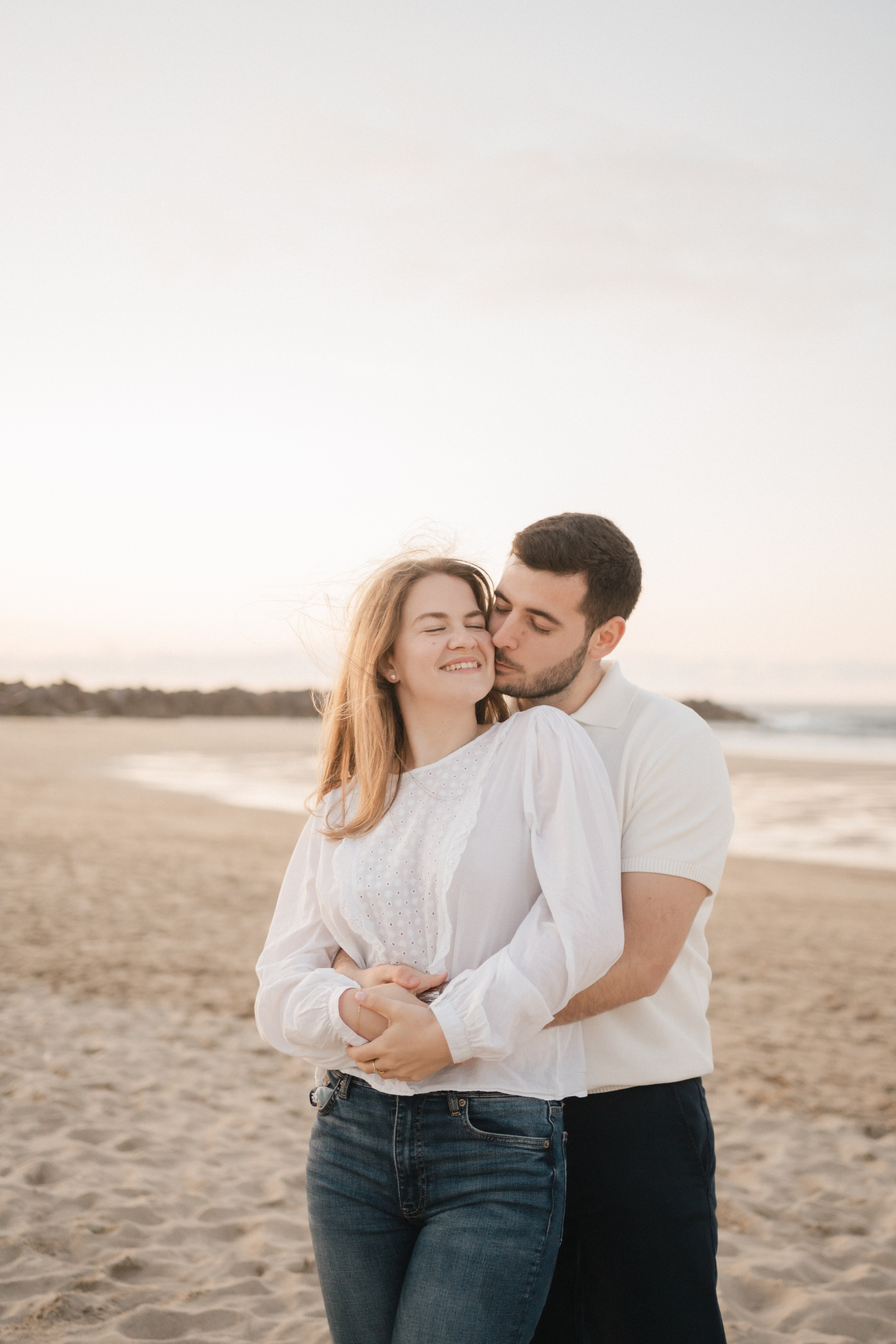Elegancia y alegría familiar. Boda de Andrés y Lucía en San Sebastián. Holigood foto y video reportaje de bodas en San Sebastián y Europa