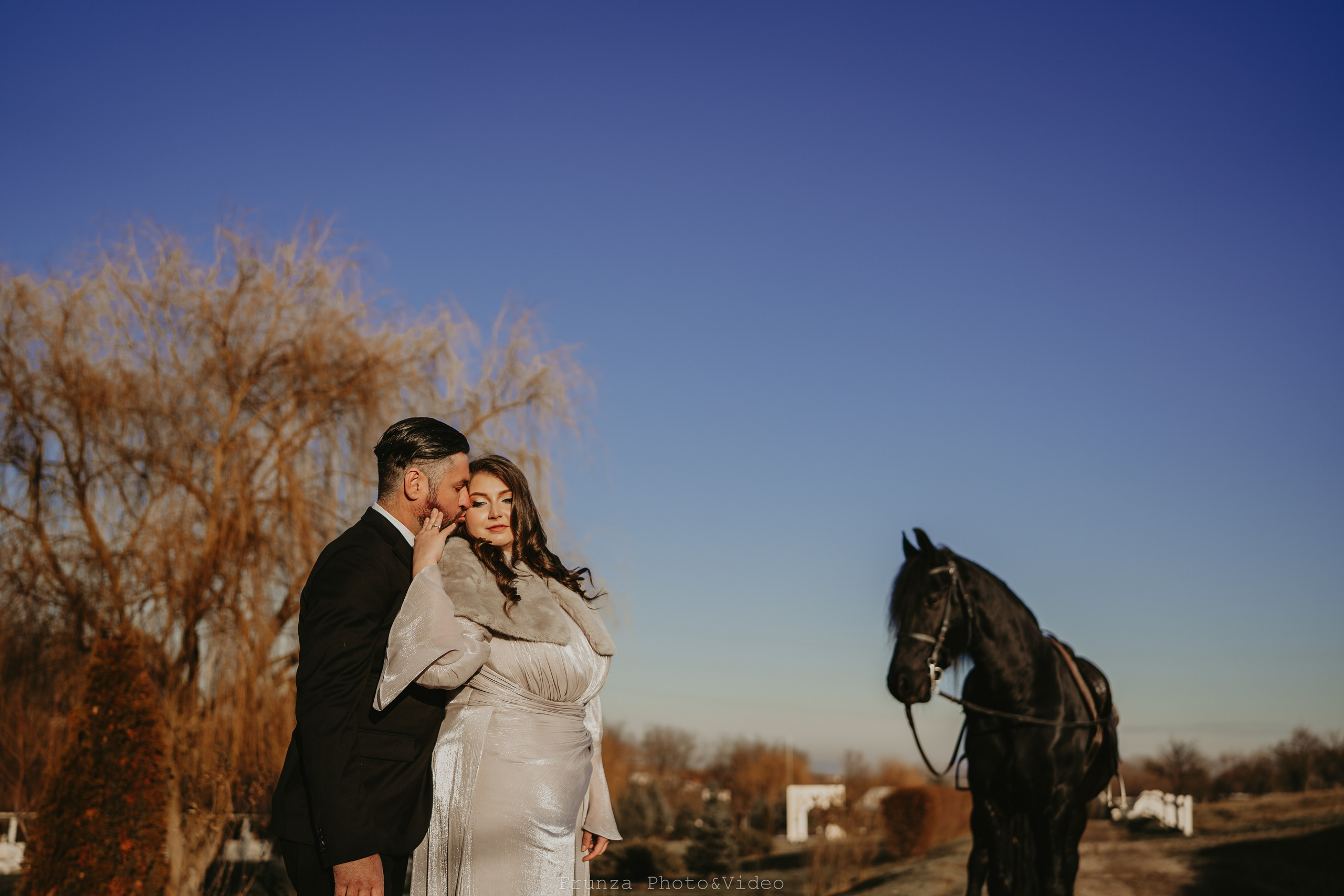 Damaris & Joshua. Foto / Video nunta Deva, Hunedoara