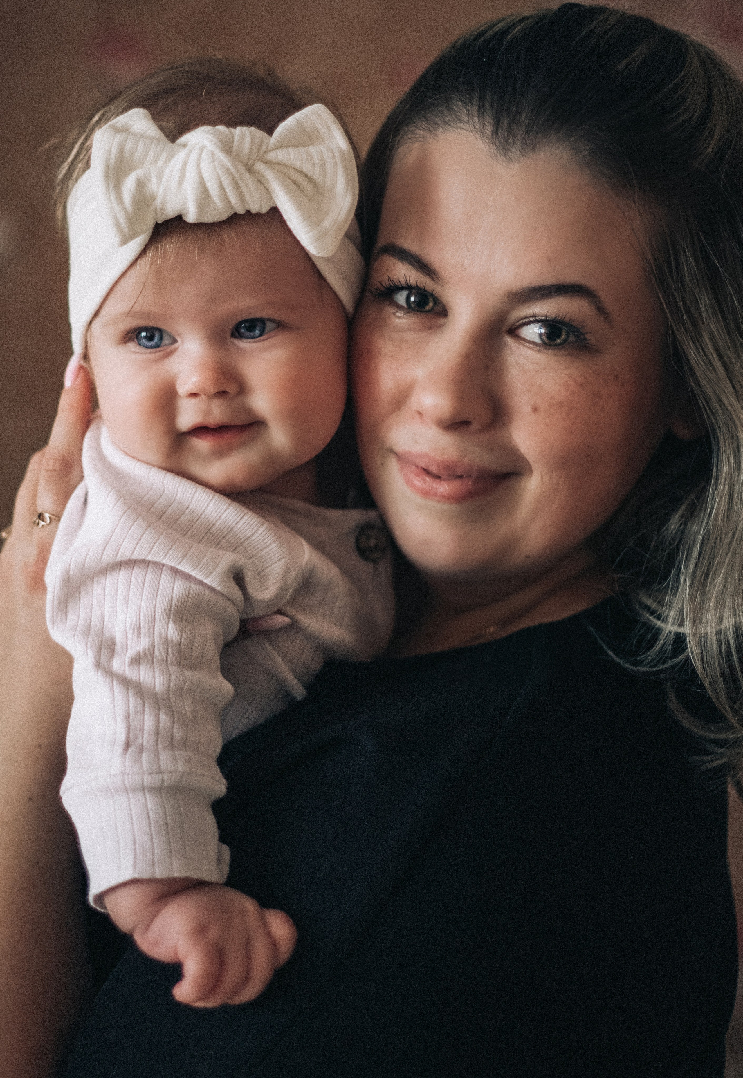 MARIA • SOFIA. Photographer Inna Kalmykova