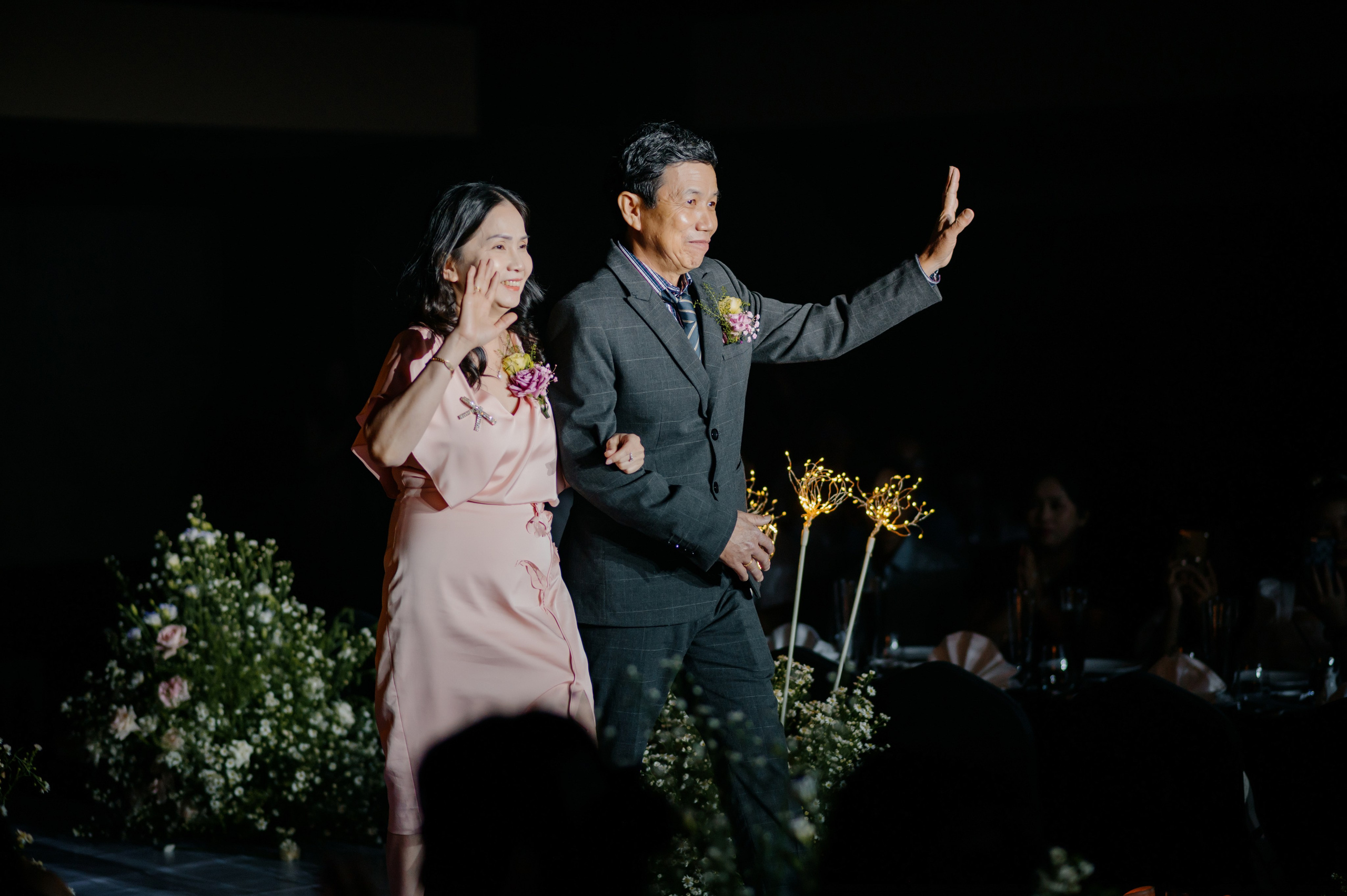 KHANG & QUYEN / Lavela Hotel. Saigon Wedding Present | Art Beyond Moments