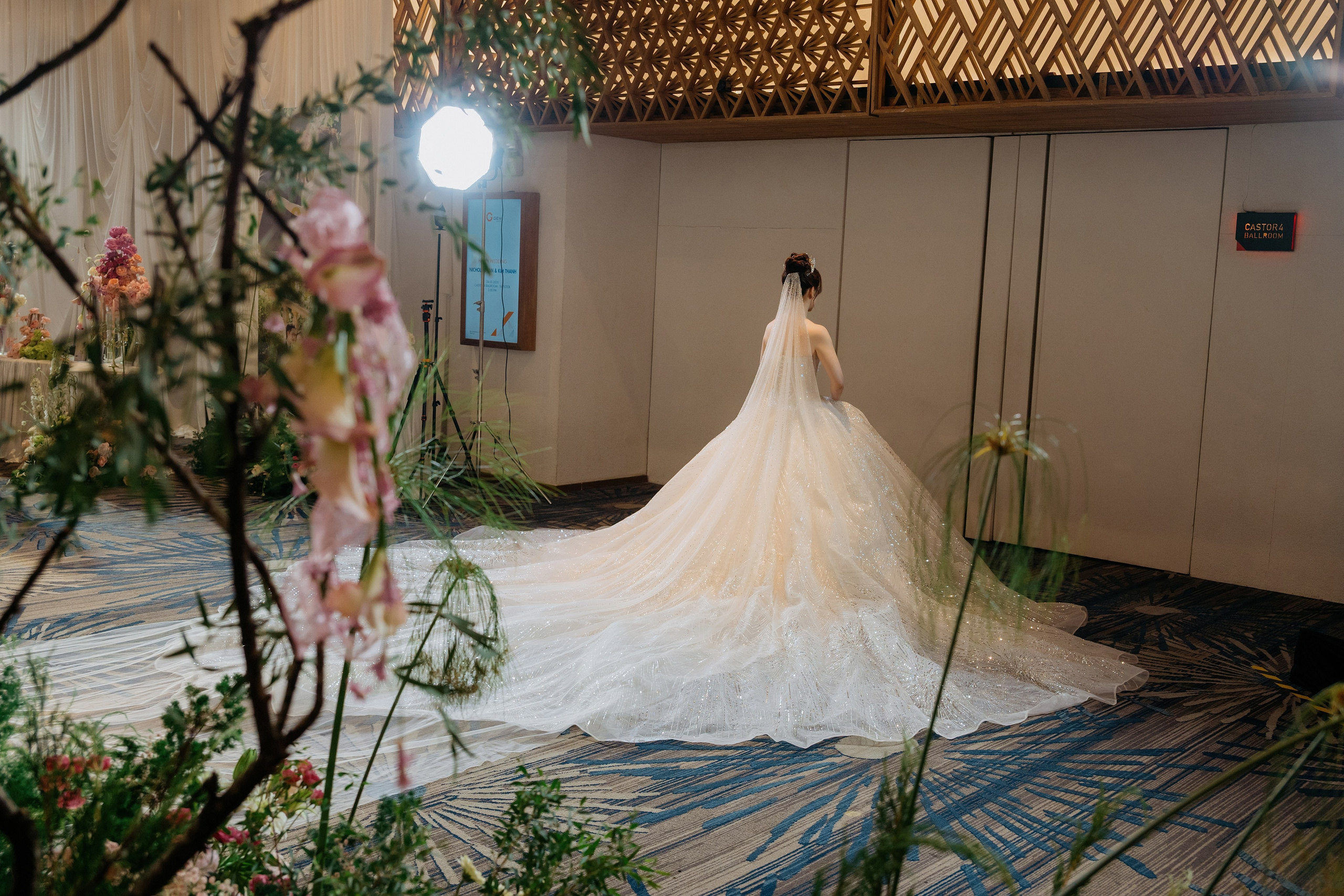 Nicholas & KimThanh / GemCenter 24.05.2026. Nhiếp ảnh gia đám cưới hàng đầu tại Thành Phố Hồ Chí Minh