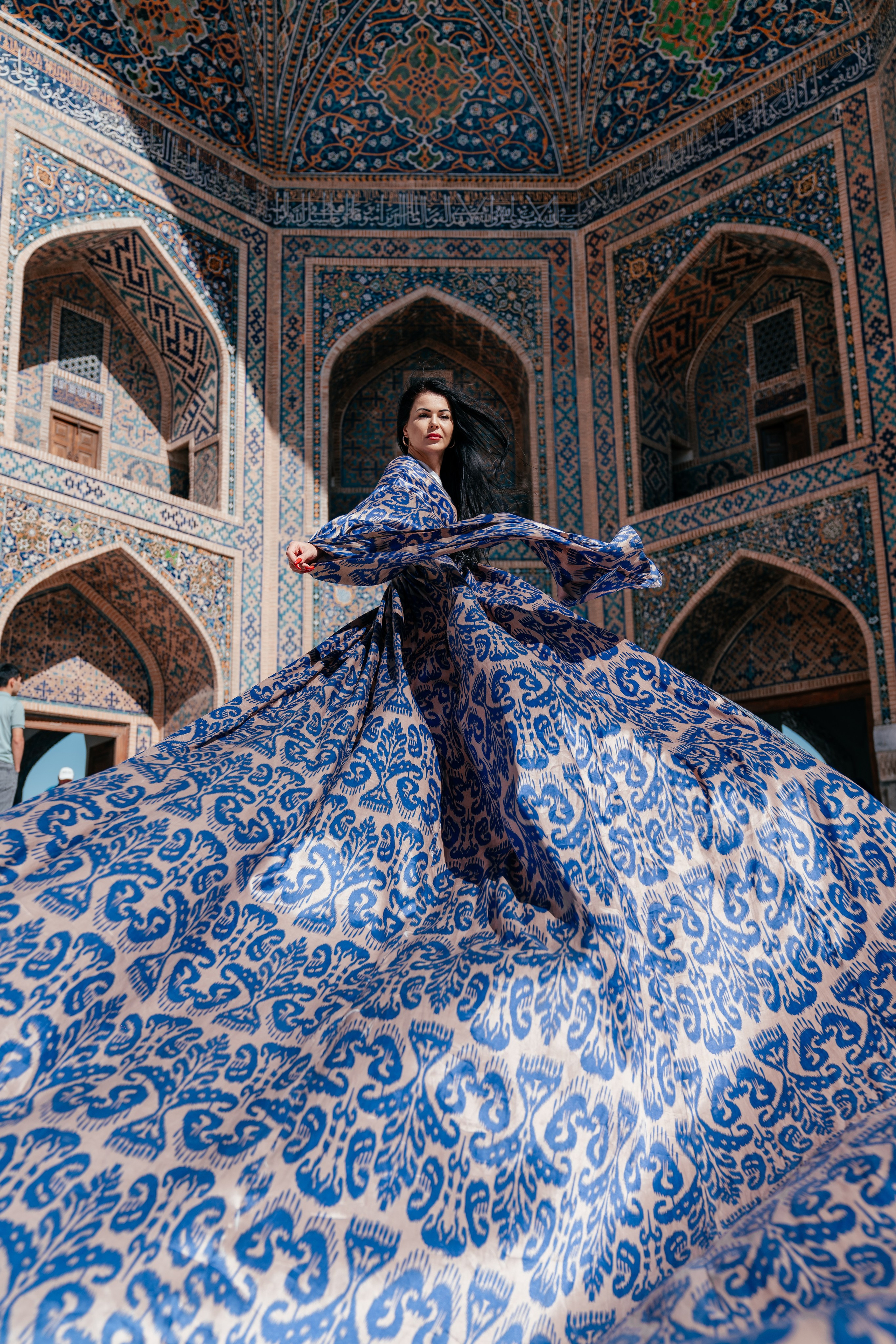 Национальные платья для фотосессий в Ташкенте. Фотограф в Узбекистане и Самарканде Джасур Марупов