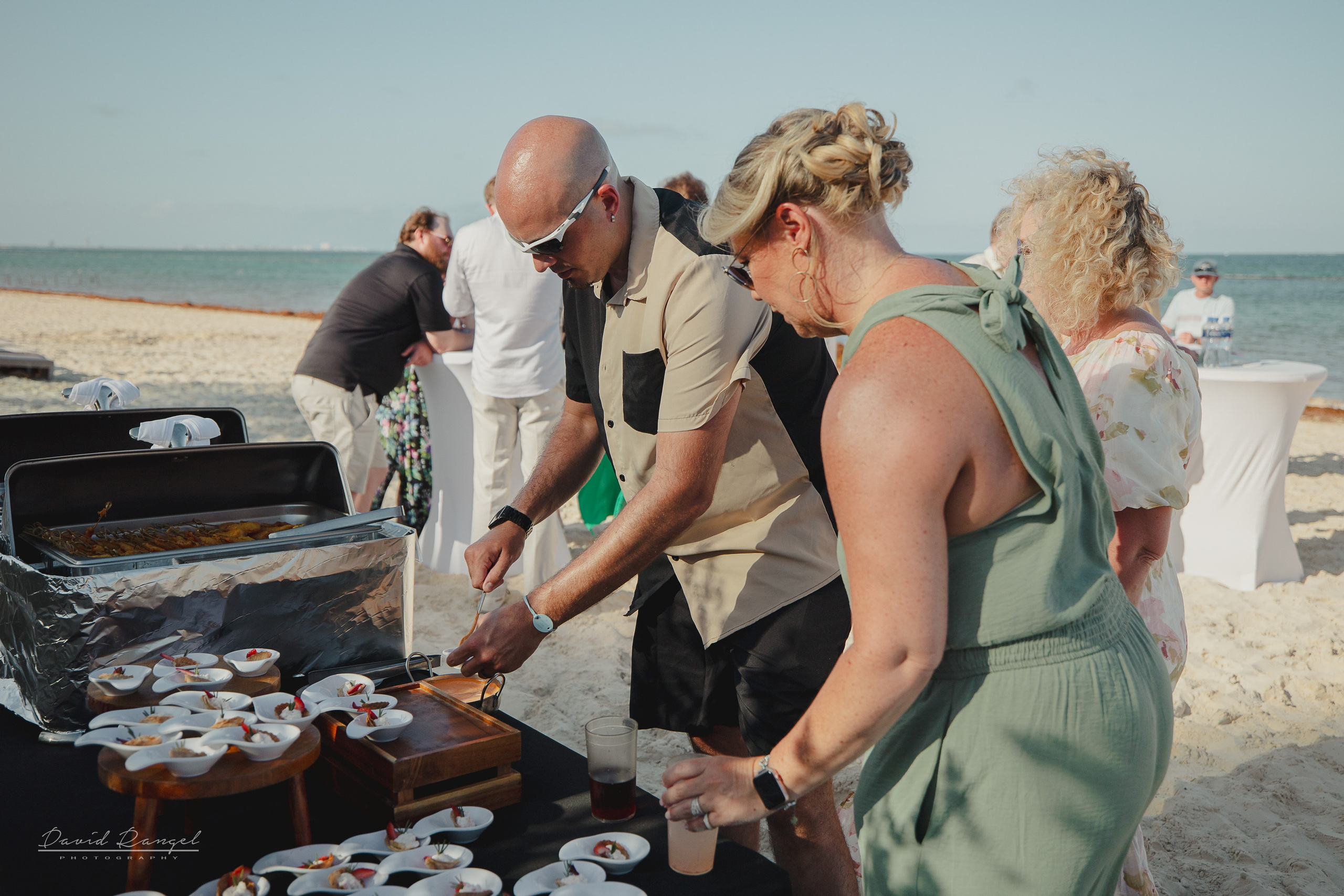 Destination Wedding at Royalton Splash Riviera Cancun. Destination wedding photographer based in Cancun and Riviera Maya with service worldwide