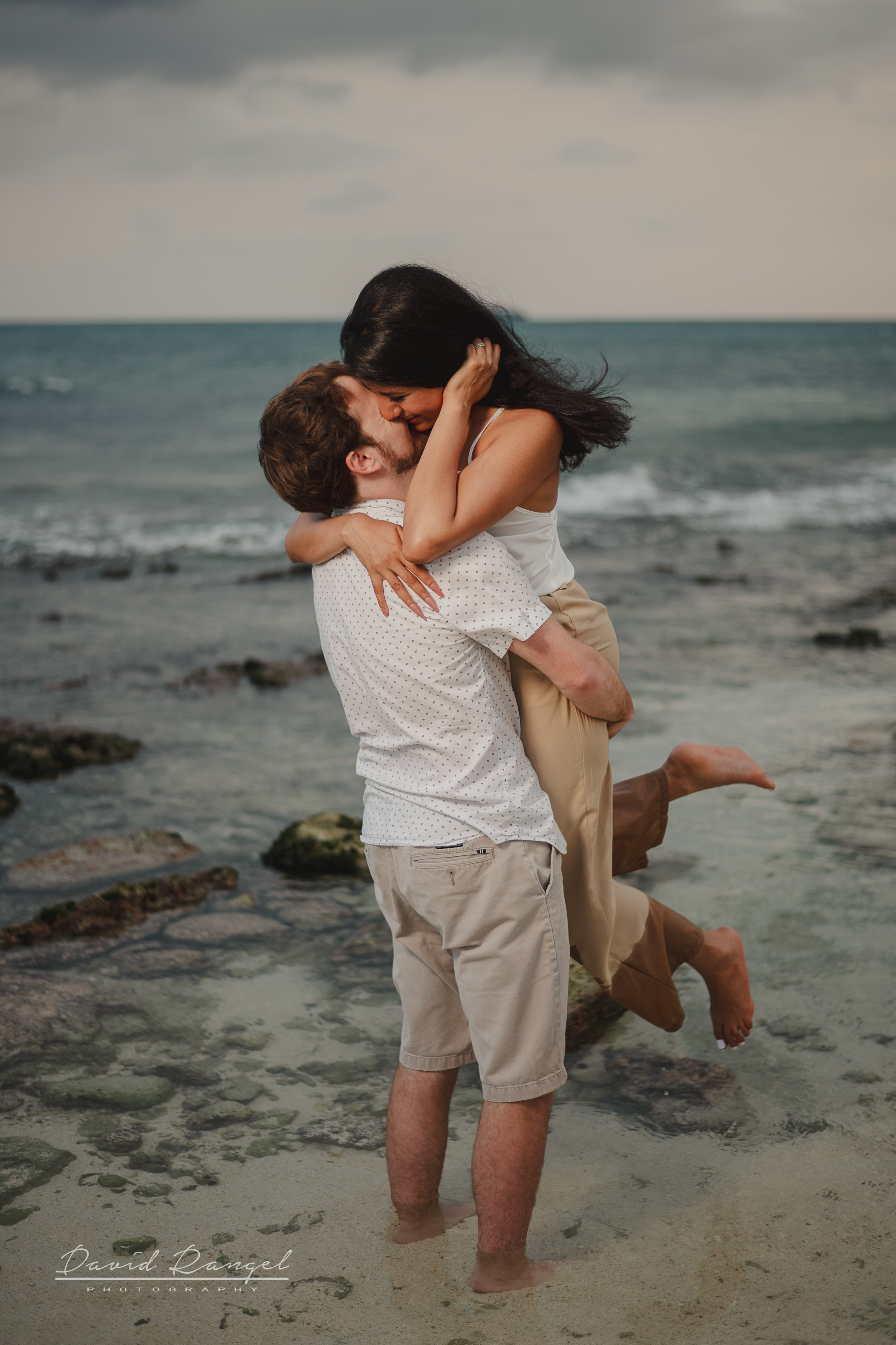 Anniversary sessions. Destination wedding photographer based in Cancun and Riviera Maya with service worldwide