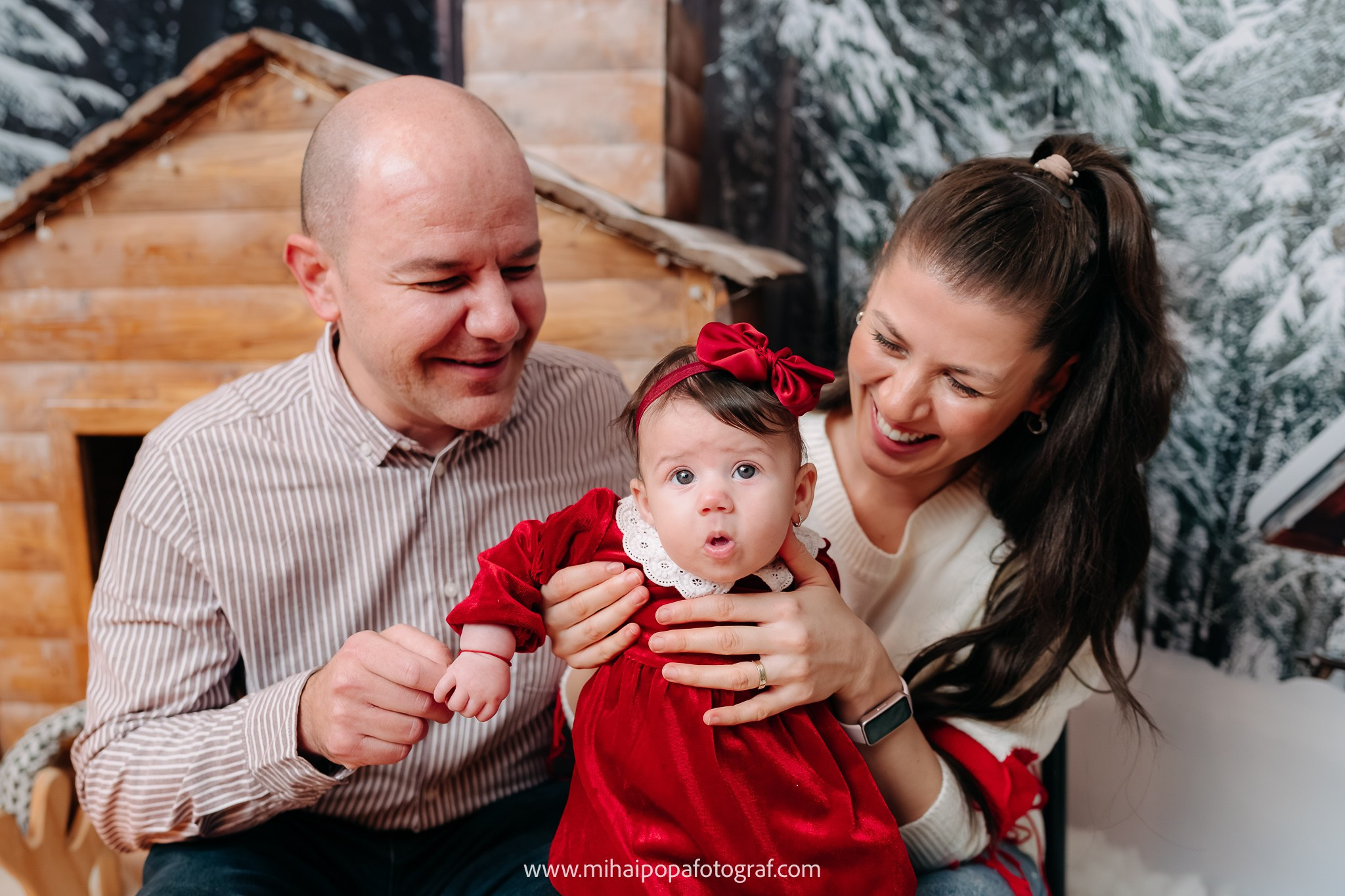 Ședință Foto Crăciun - Sara. Fotograf Nuntă & Botez București - Mihai Popa | Dincolo de oameni, imortalizez emoții!
