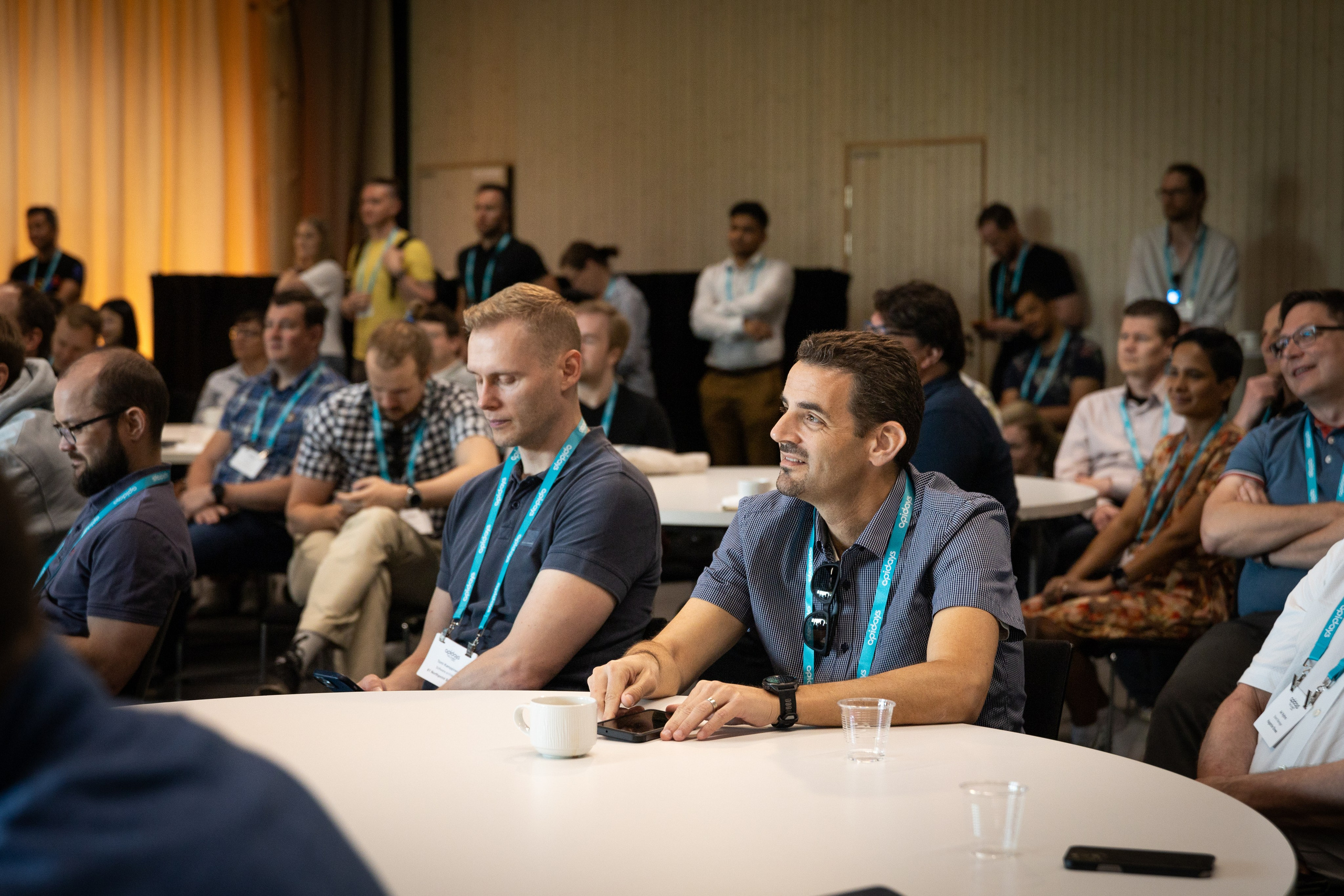 Juhla. Perhe-, hää- ja muotokuva valokuvaaja Helsingissä | Espoossa | Vantaa