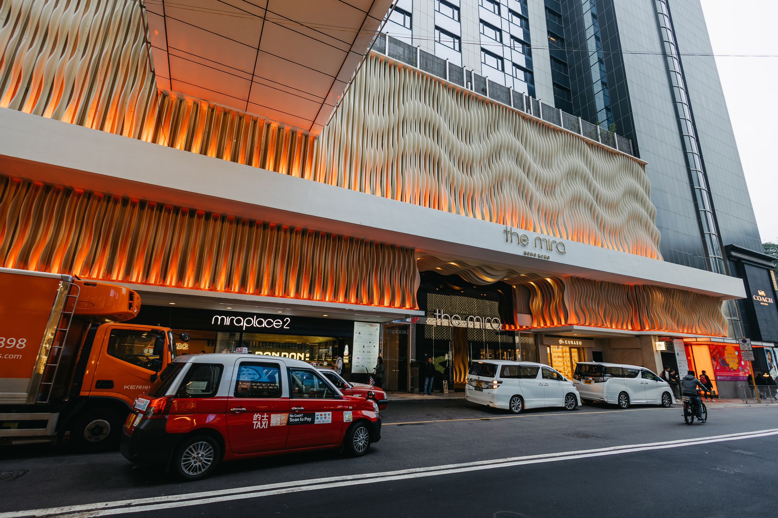 Репортажная съемка — портфолио фотографа на Бали. Профессиональный фотограф Нурмиева Вероника