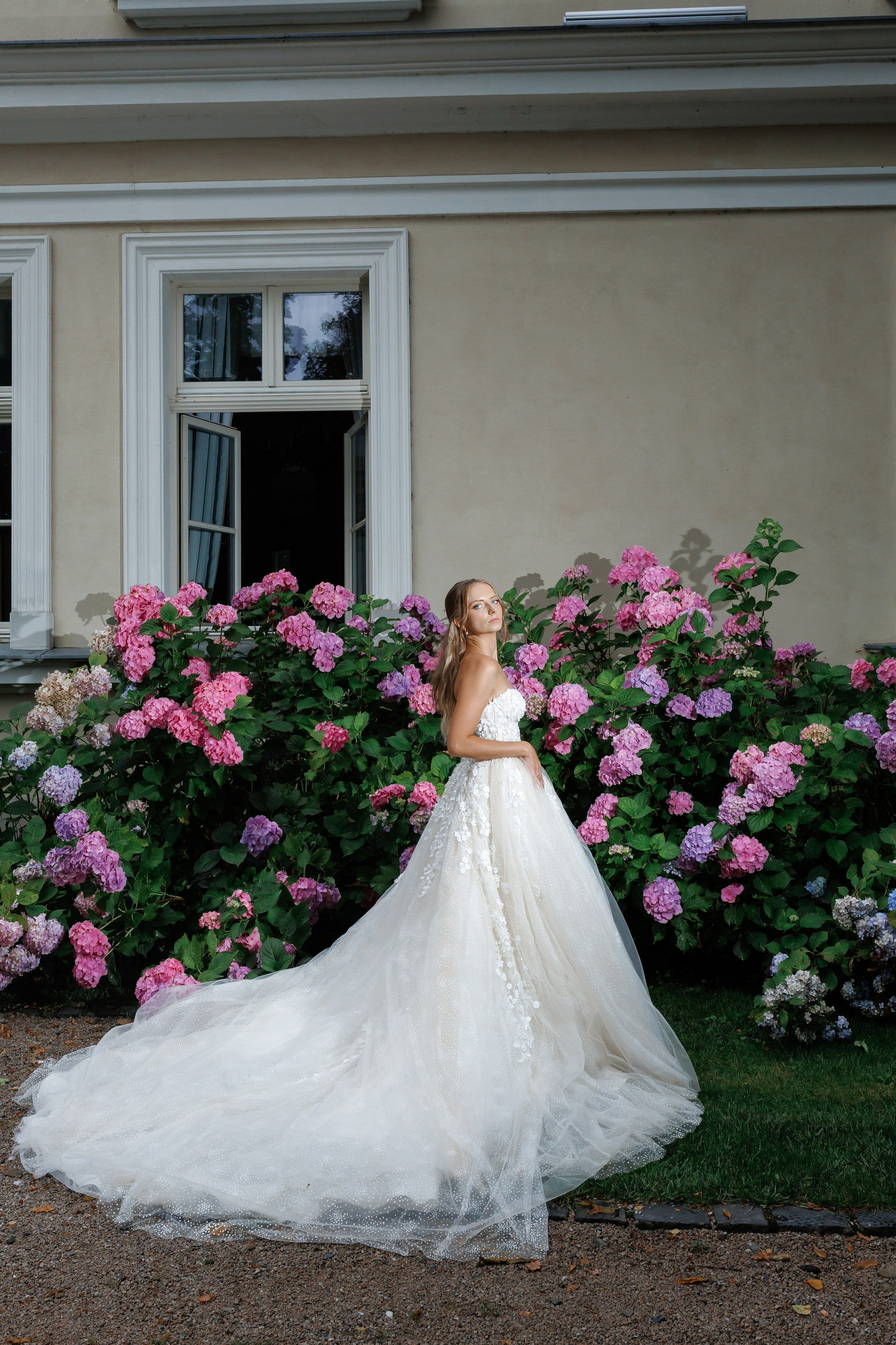 Kamila & Jorg. Dwor Sireakow. 26.07.2025. Fotograf ślubny i rodzinny w Krakowie Yana Klymova