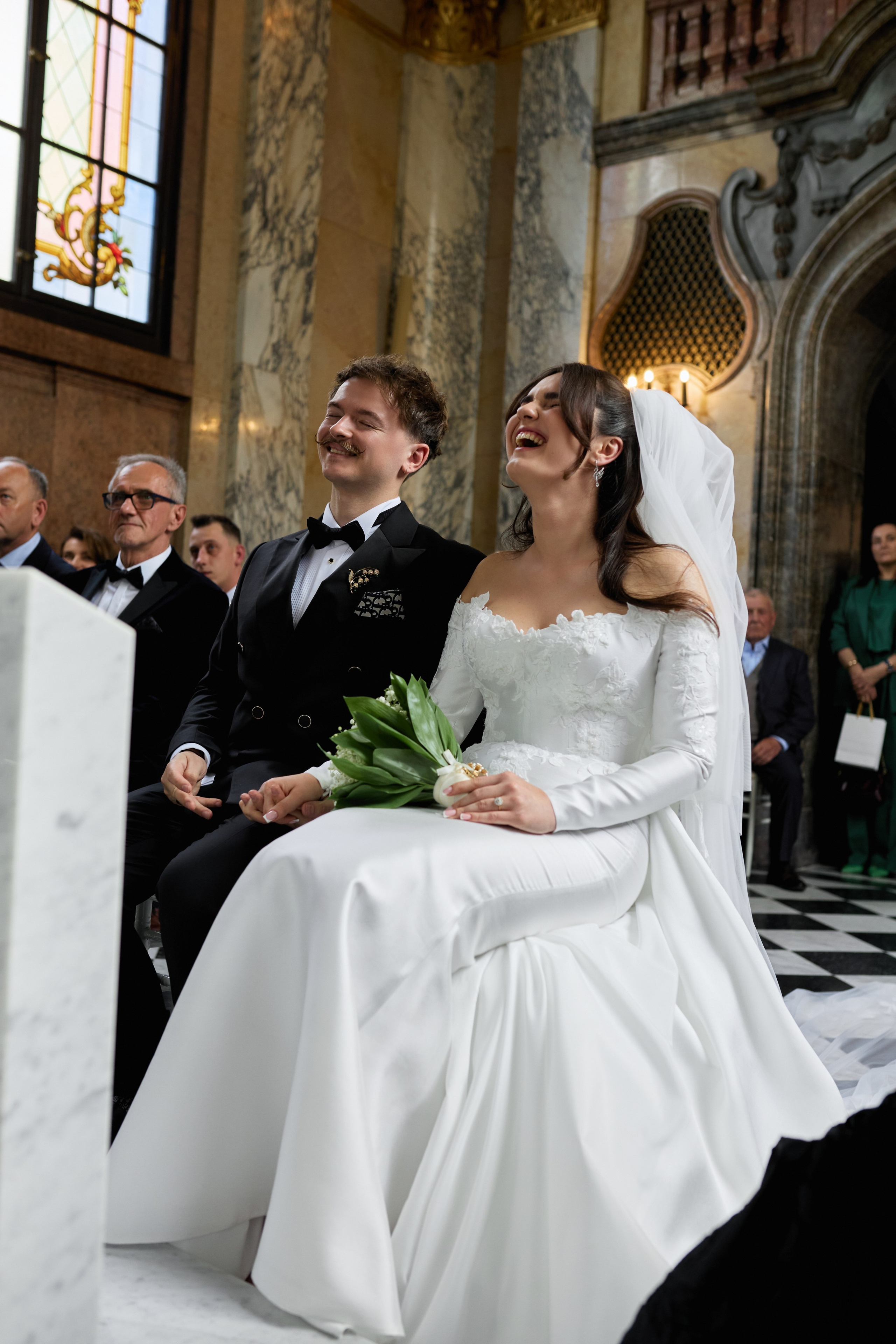 Wiktoria & Kacper. Pałac Goetz. Fotograf ślubny i rodzinny w Krakowie Yana Klymova
