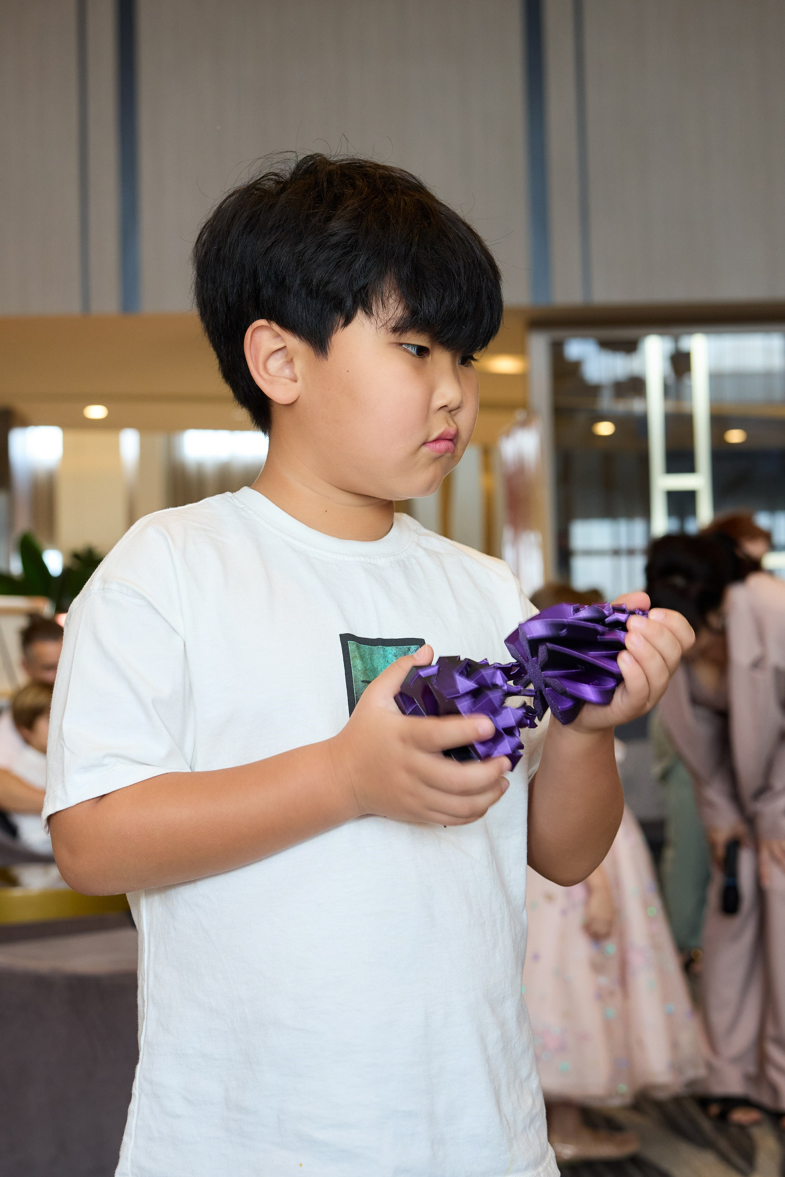 Авторская благотворительная художественная выставка Дианы Бортник. Фотограф Юлия Маковеева