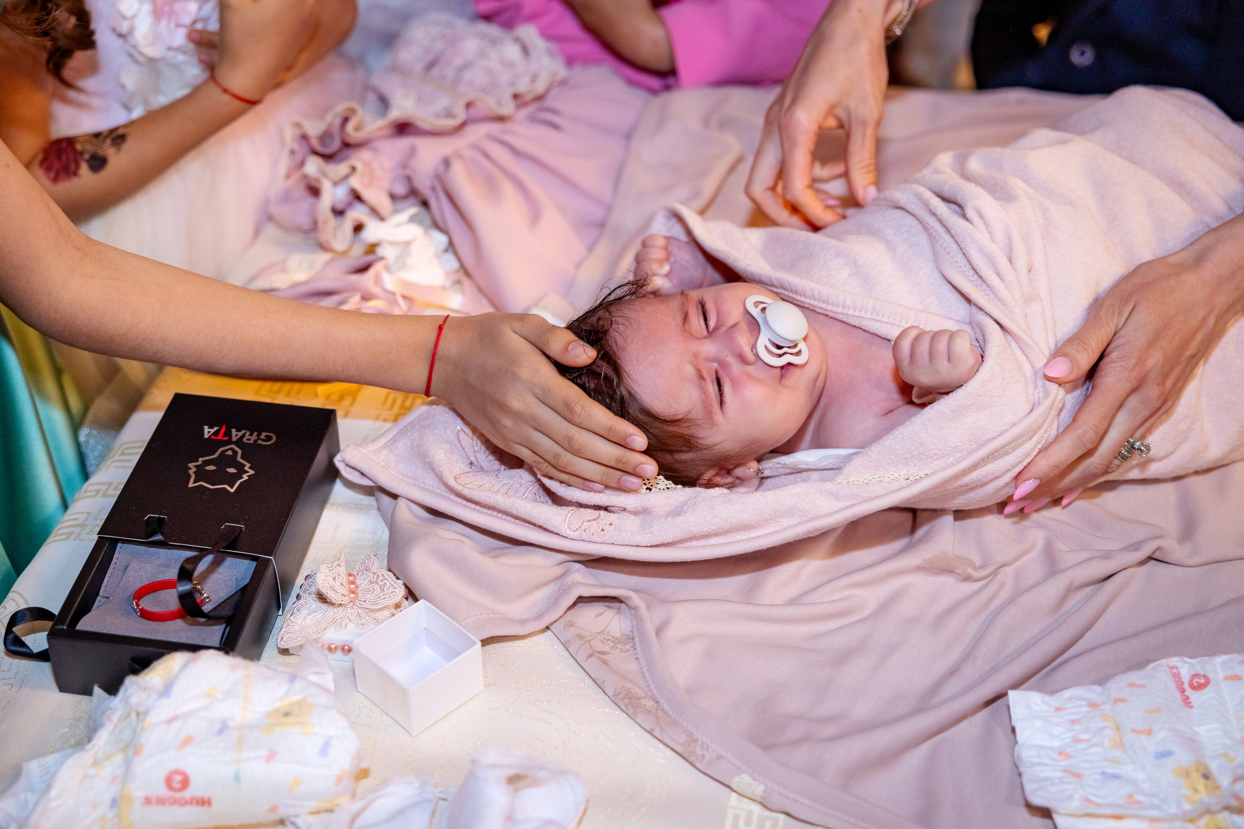 Iris Stefania. Moments By Gub