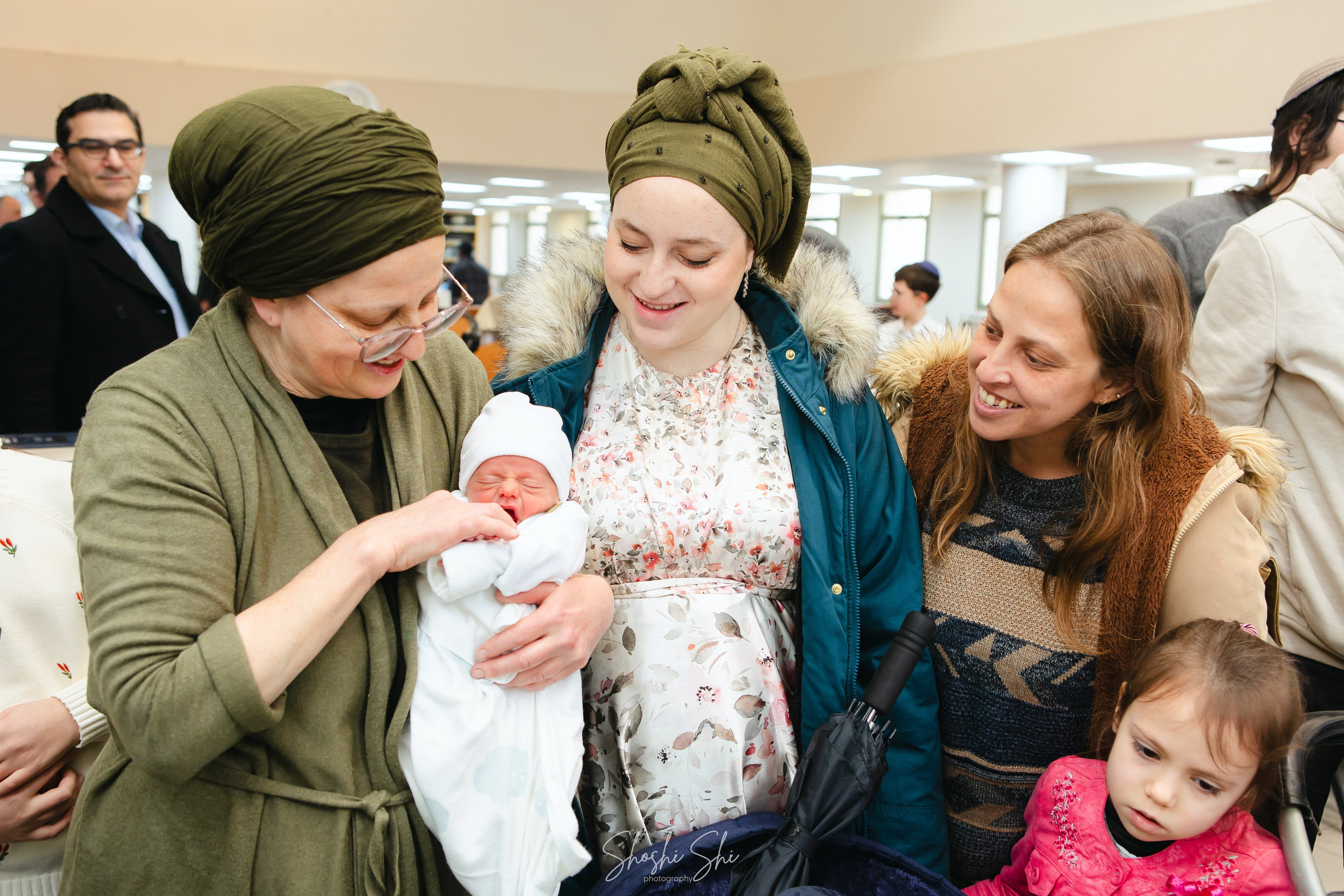 BRIT TWINS. Https://shi-photo.com/