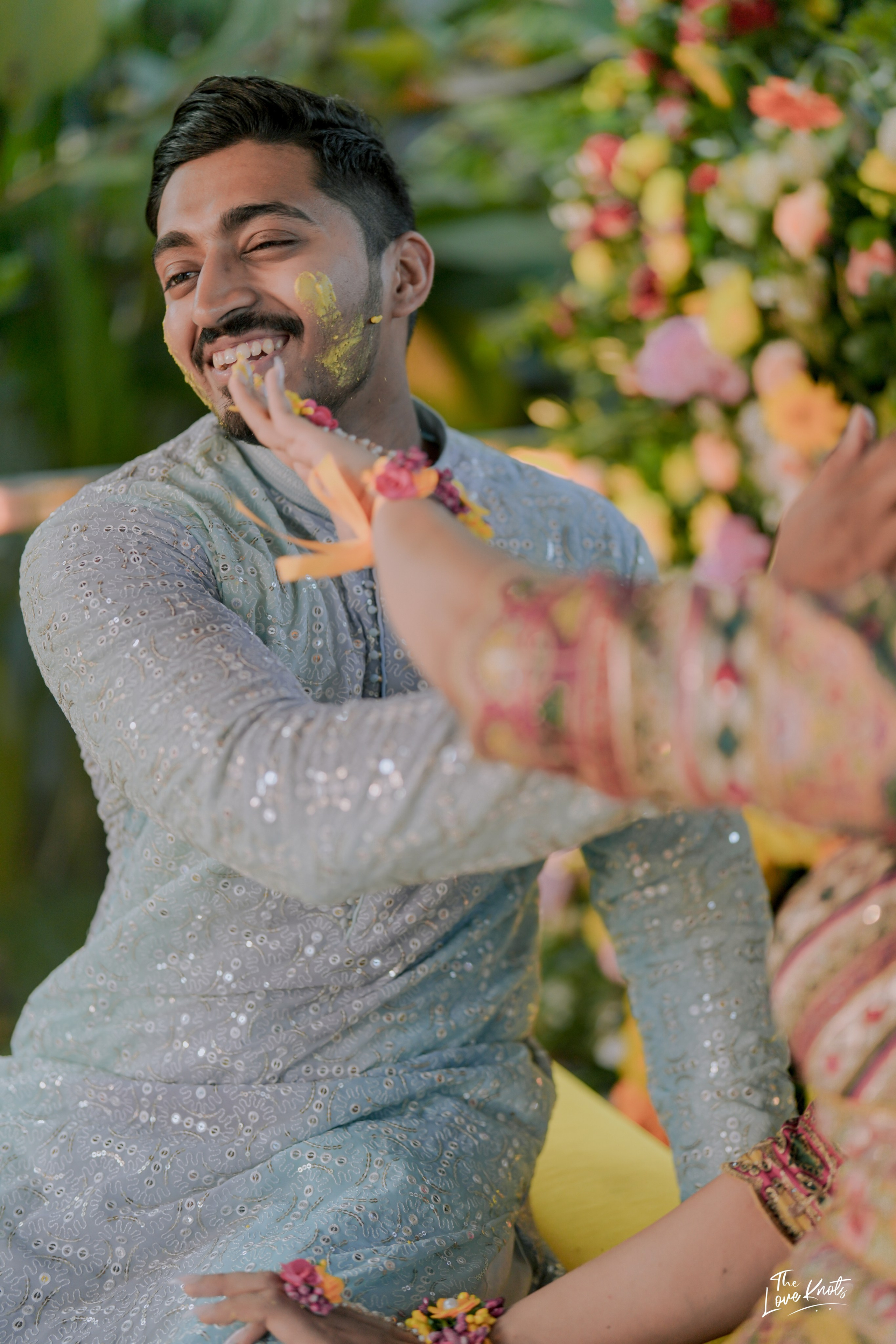 SHAHANA. Theloveknots