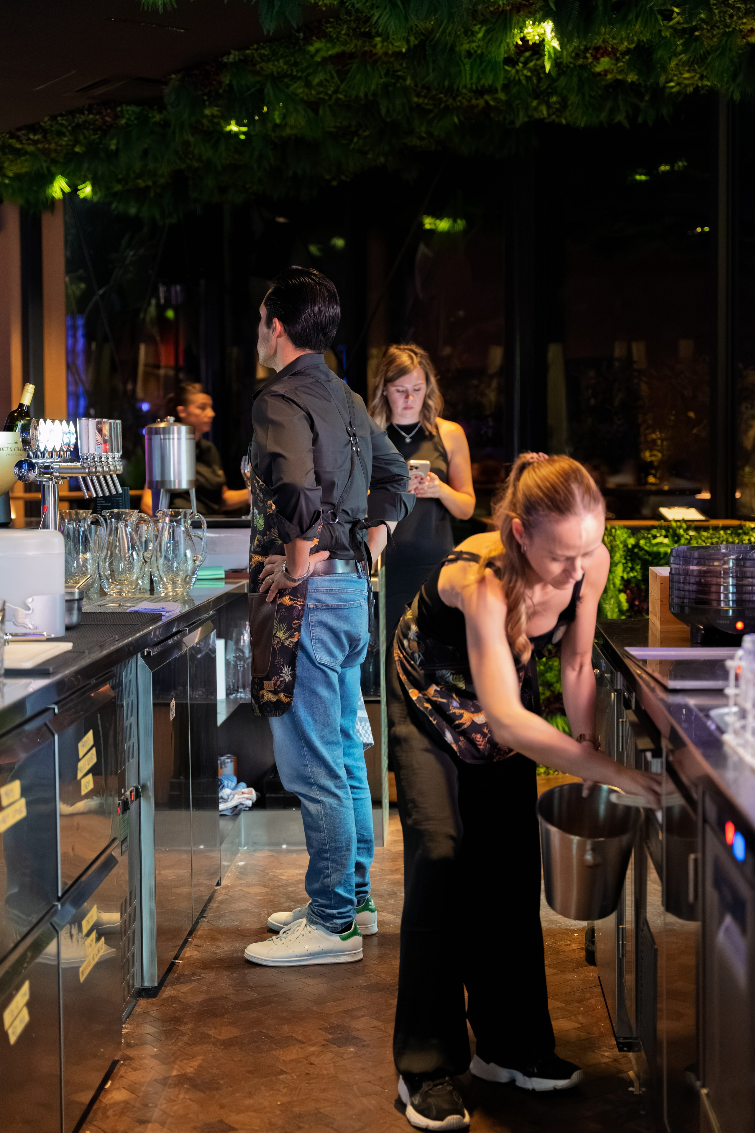 Ouverture du restaurant-club « Instinct  Amazonia » Sion. Photographe Suisse Tatiana Lyzhina