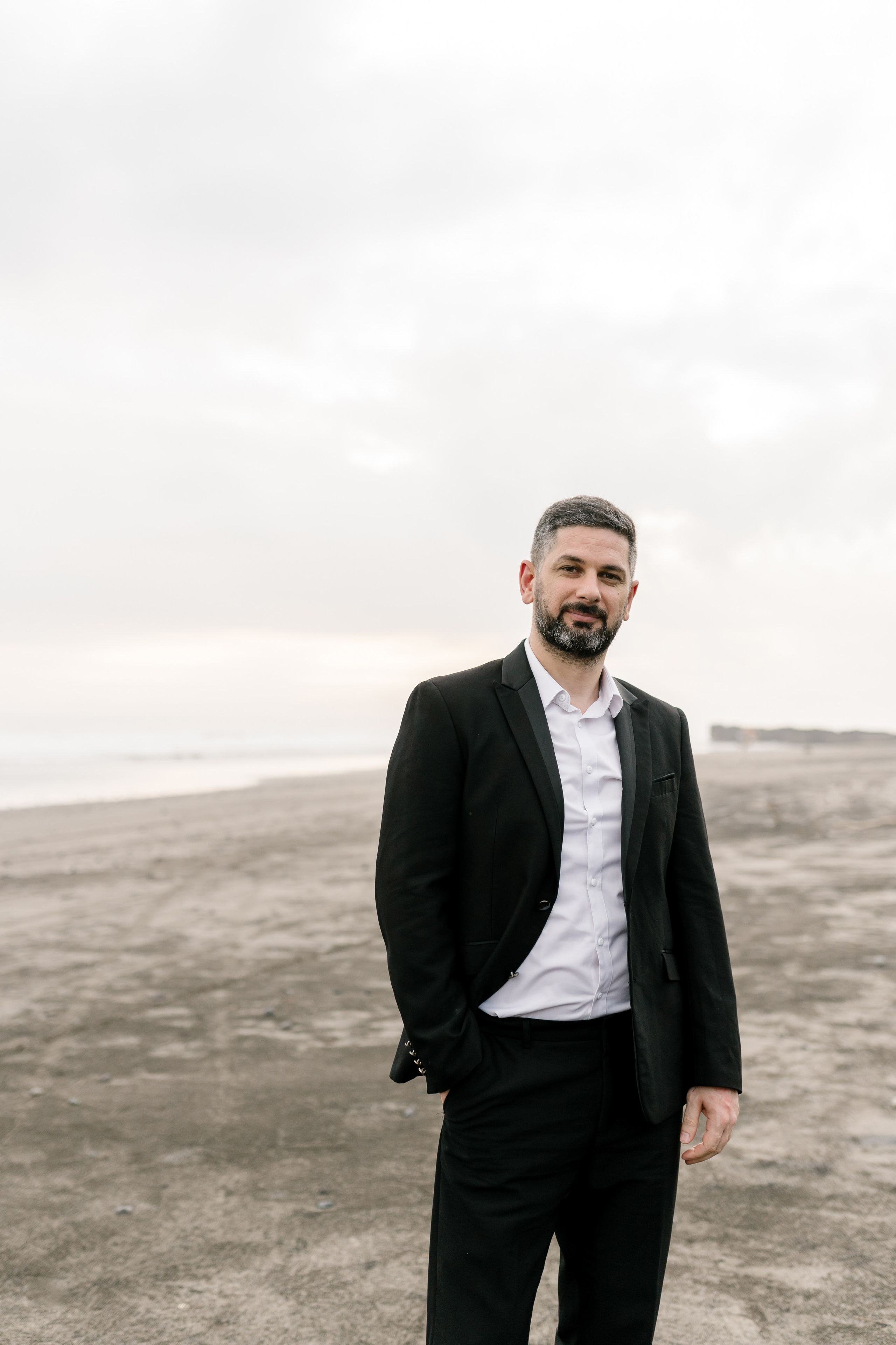 Honeymoon Photoshoot in Bali. Female Photographer in Bali