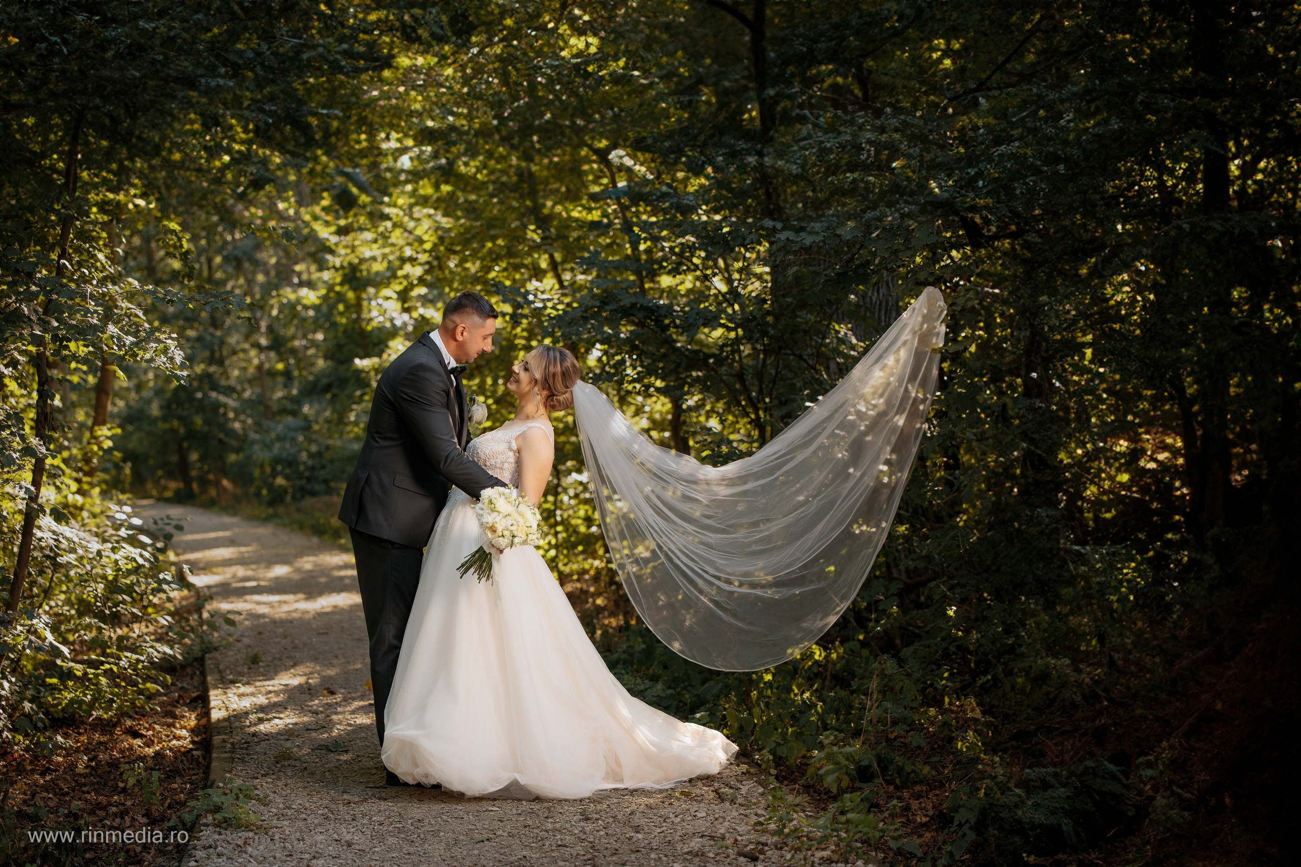 Carmen & Stefan. Fotograf de Nunta Focsani