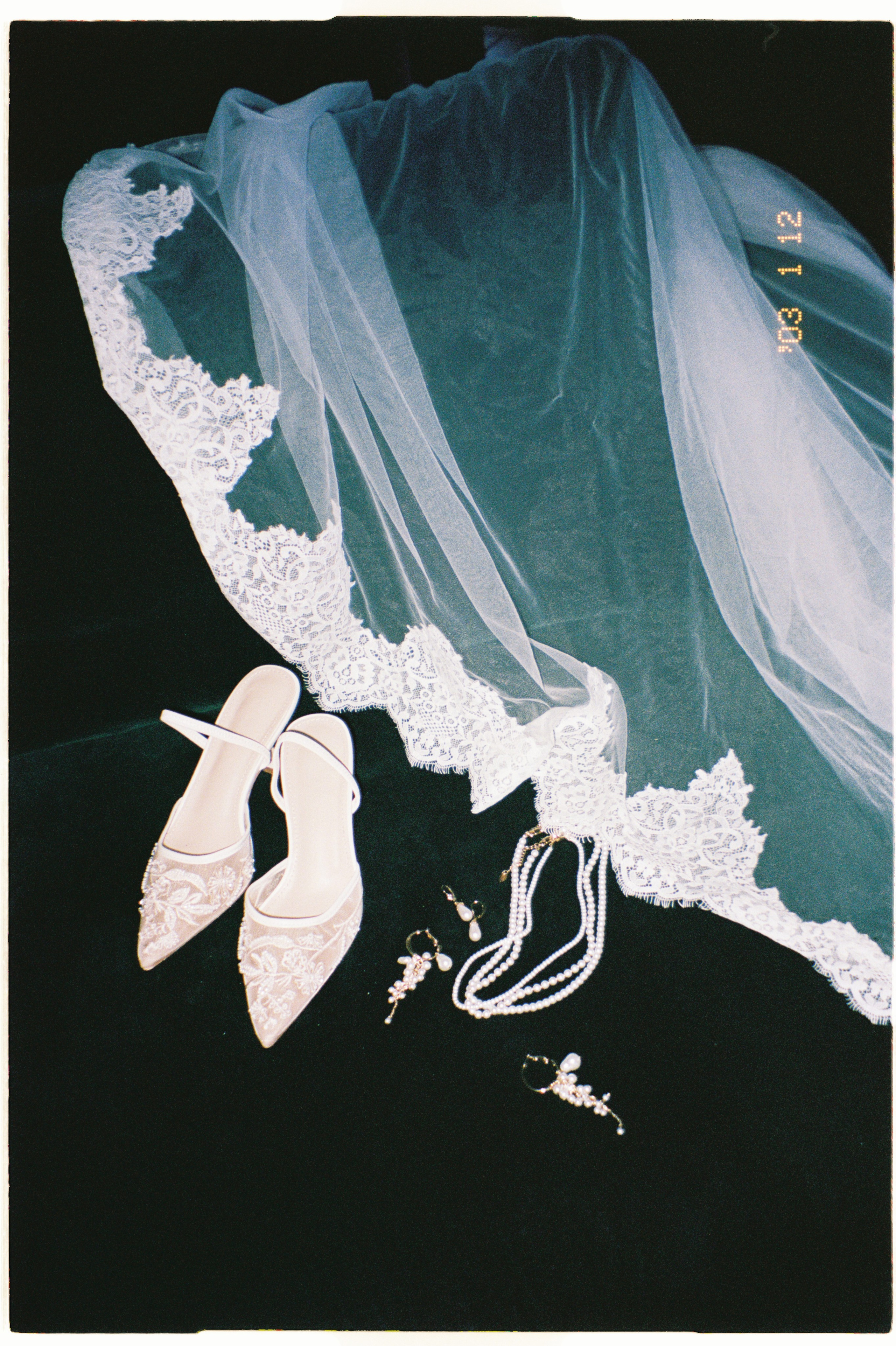 Sara Luca | Digital+Film wedding Photographer | Italy and Europe