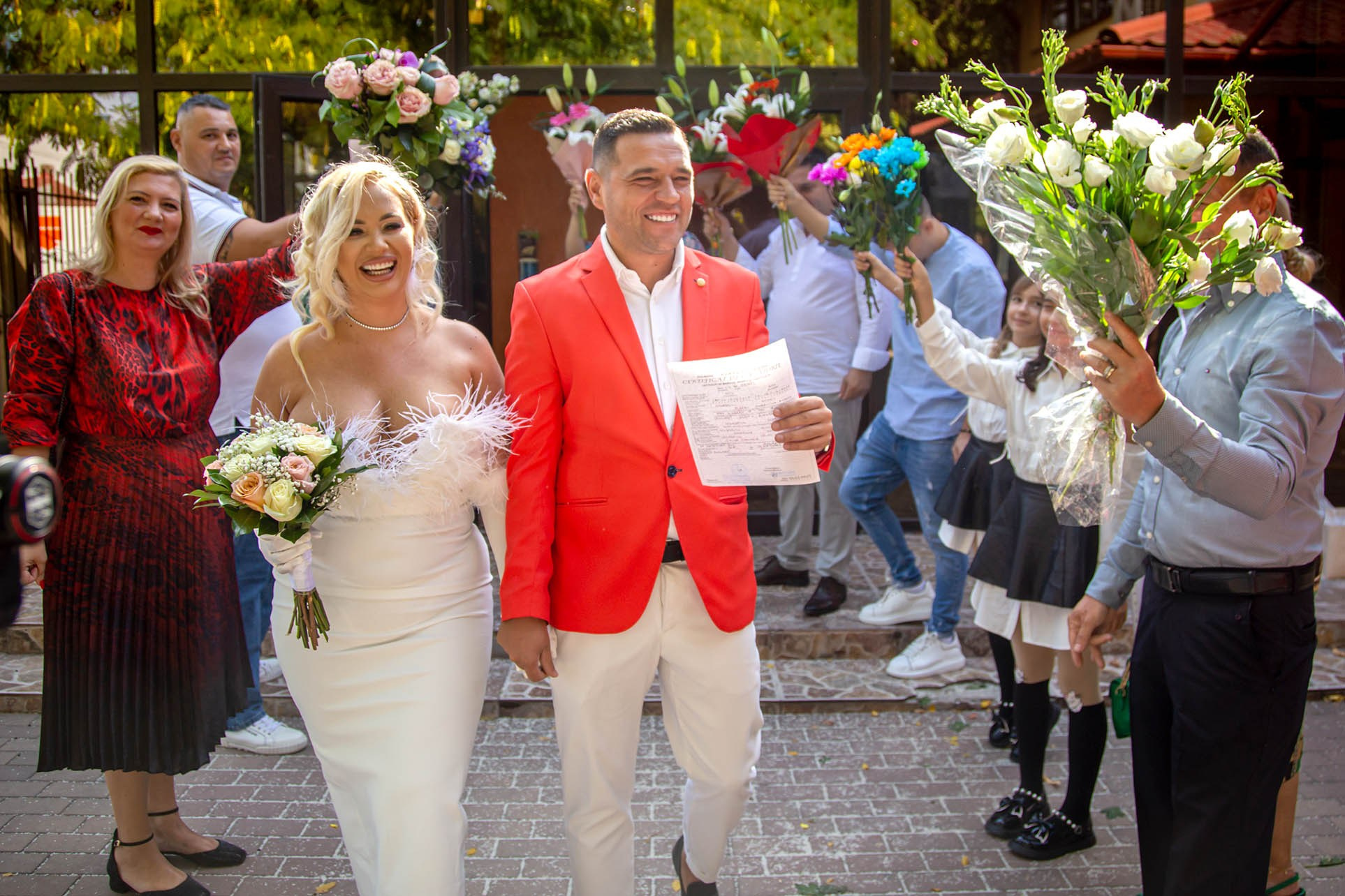 Portret de cuplu realizat înainte de ceremonia civilă, 