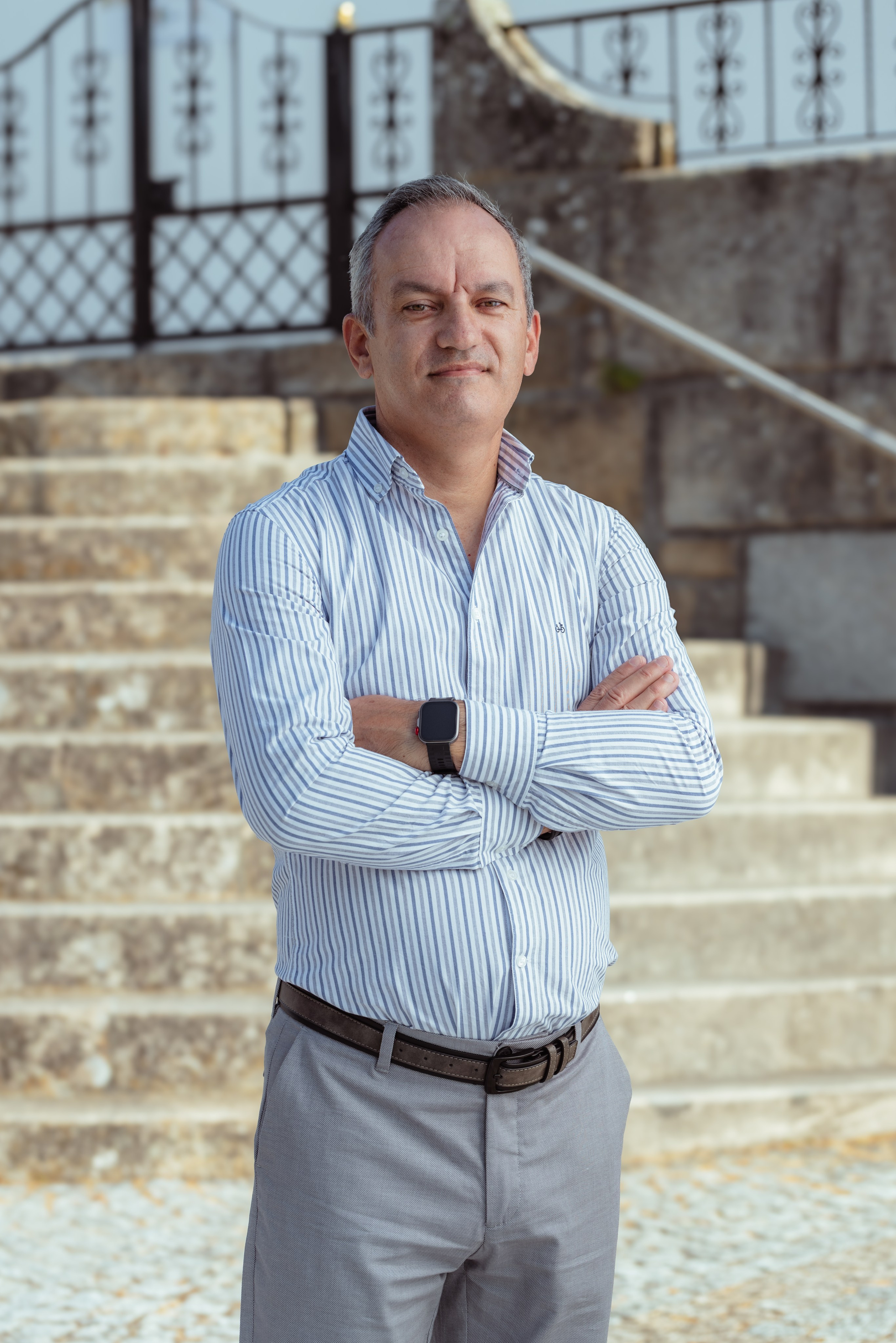 As Pessoas Primeiro — APP. ESTUDIO DOZE