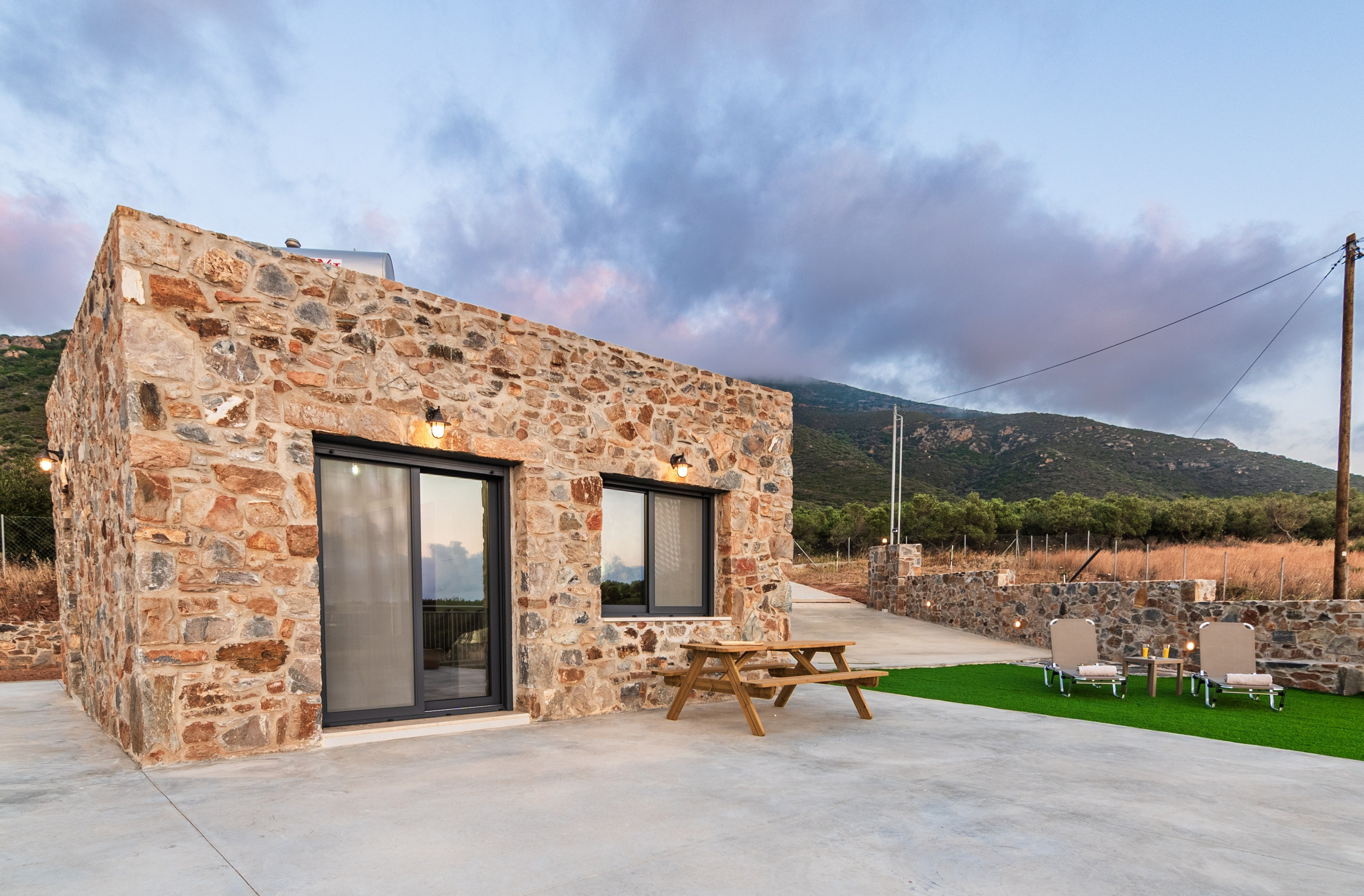 The Rock House. Photograper in Chania, Crete
