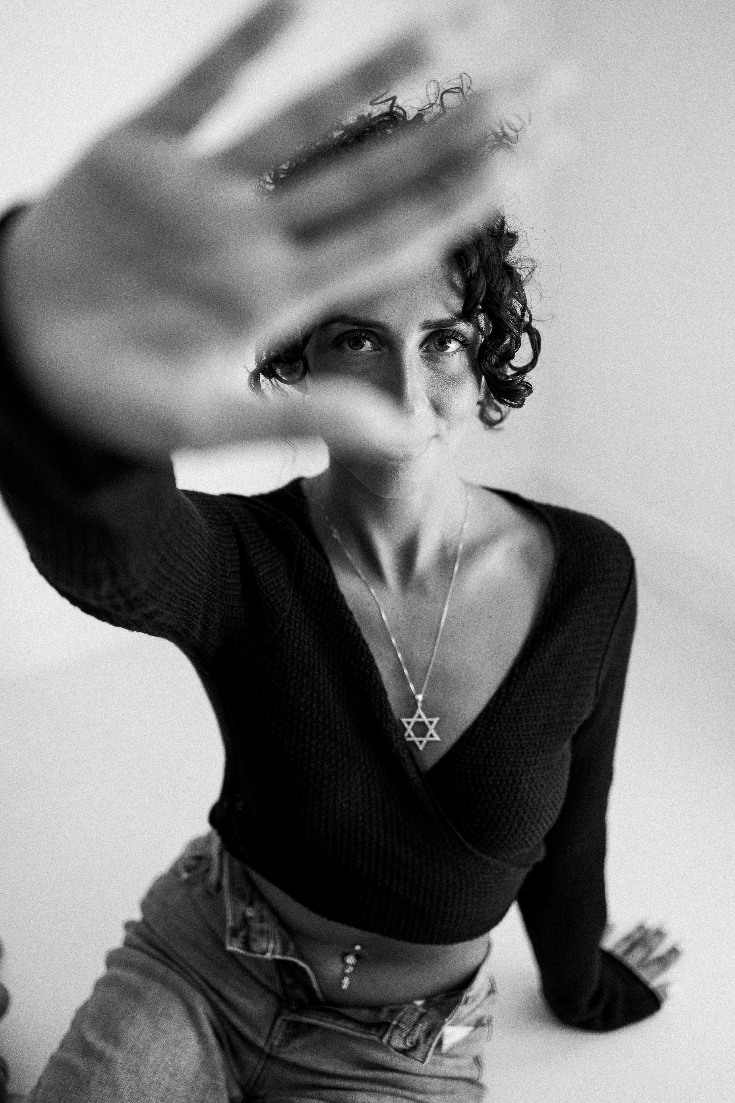 J. Rawnoir- Portrait photography by Daria Paliy.Timeless black&white portraits of women in NYC area